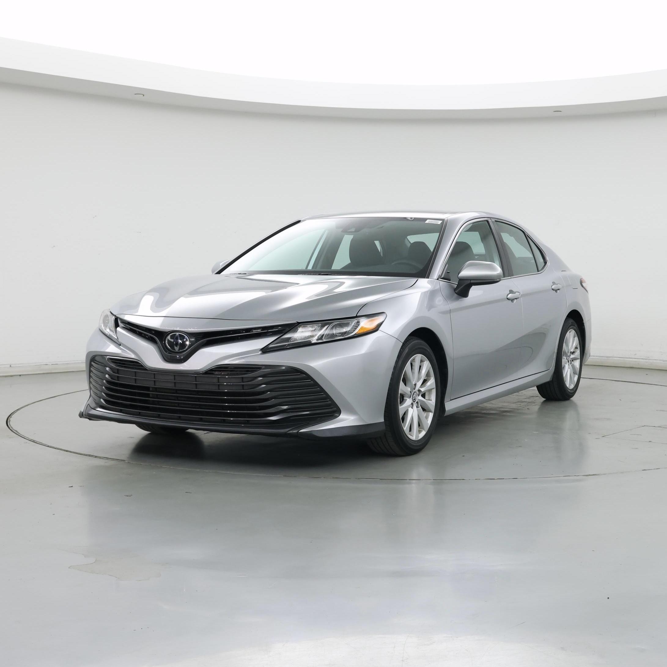 Thumbnail: 2019 Toyota Camry - 4