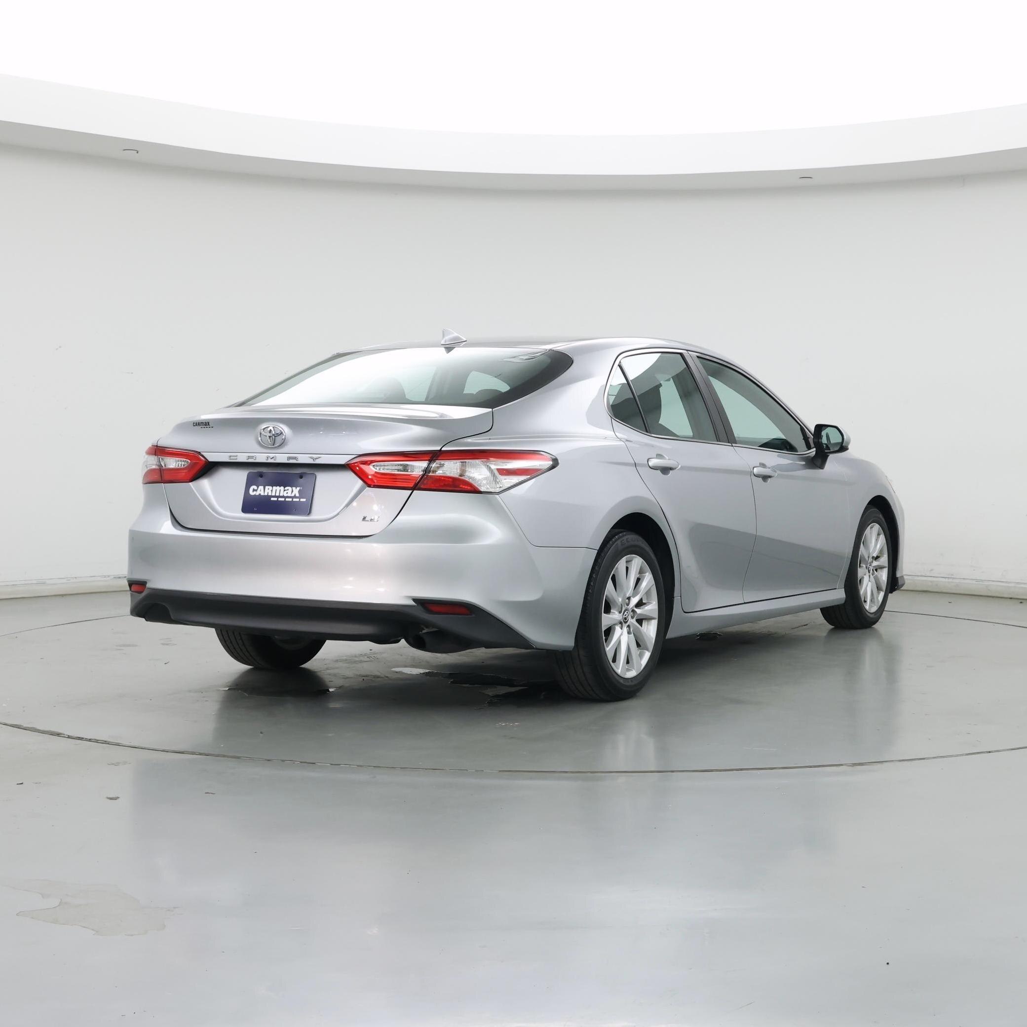 Thumbnail: 2019 Toyota Camry - 8