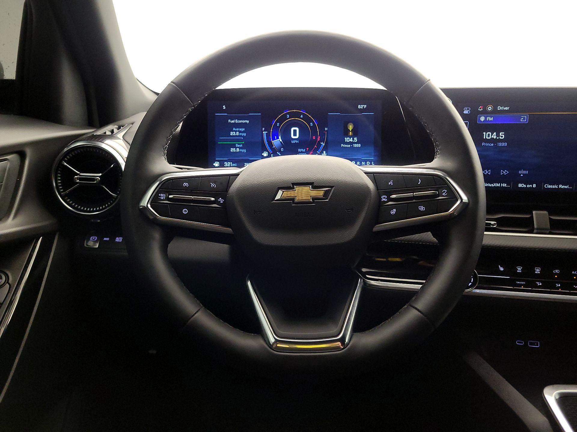 Thumbnail: 2026 Chevrolet Equinox - 10