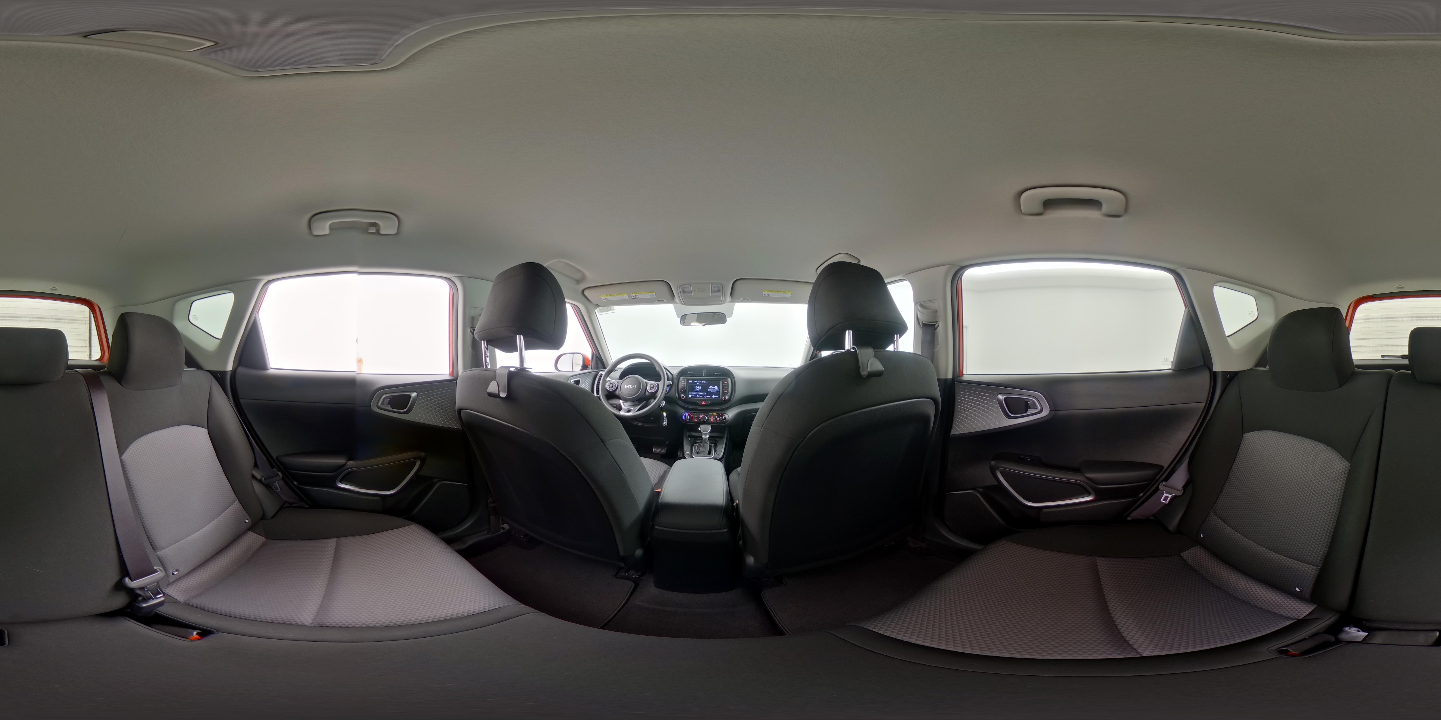 2022 Kia Soul LX - Photo 25
