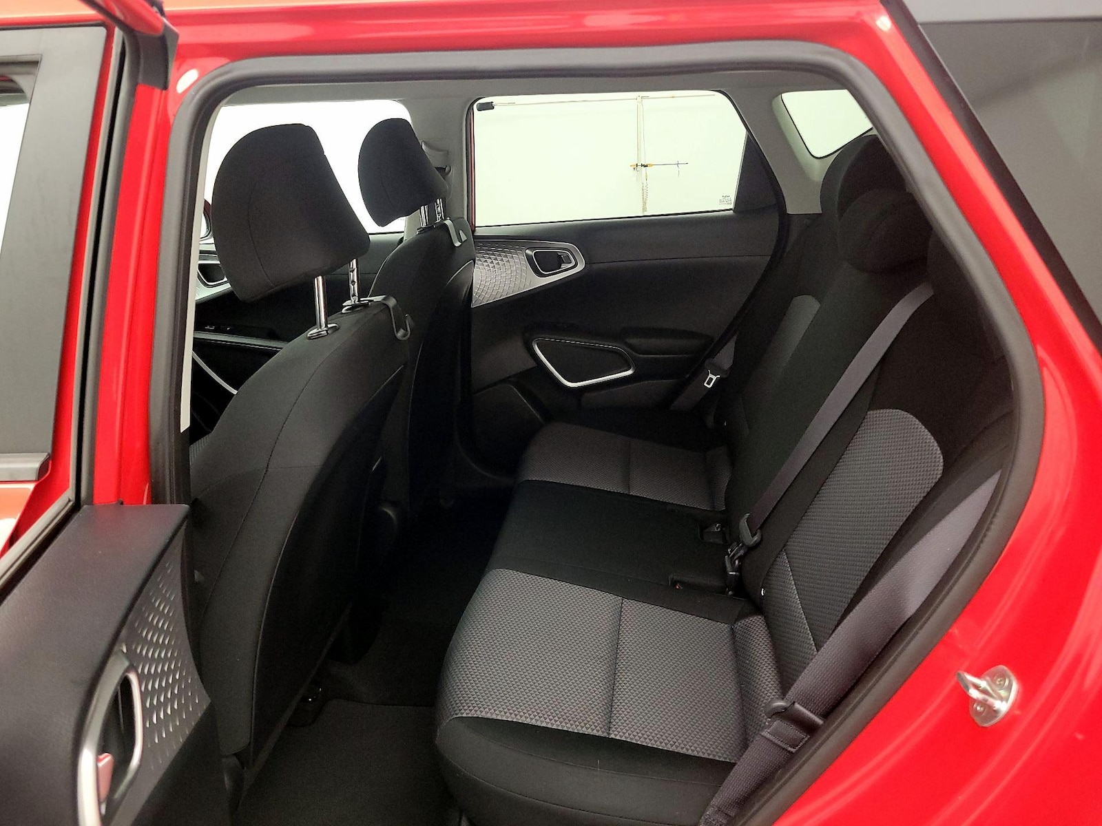 2022 Kia Soul LX - Photo 20