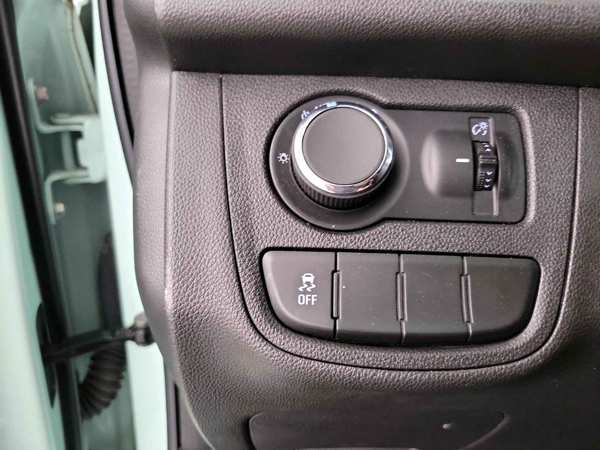 Thumbnail: 2017 Chevrolet Spark - 13