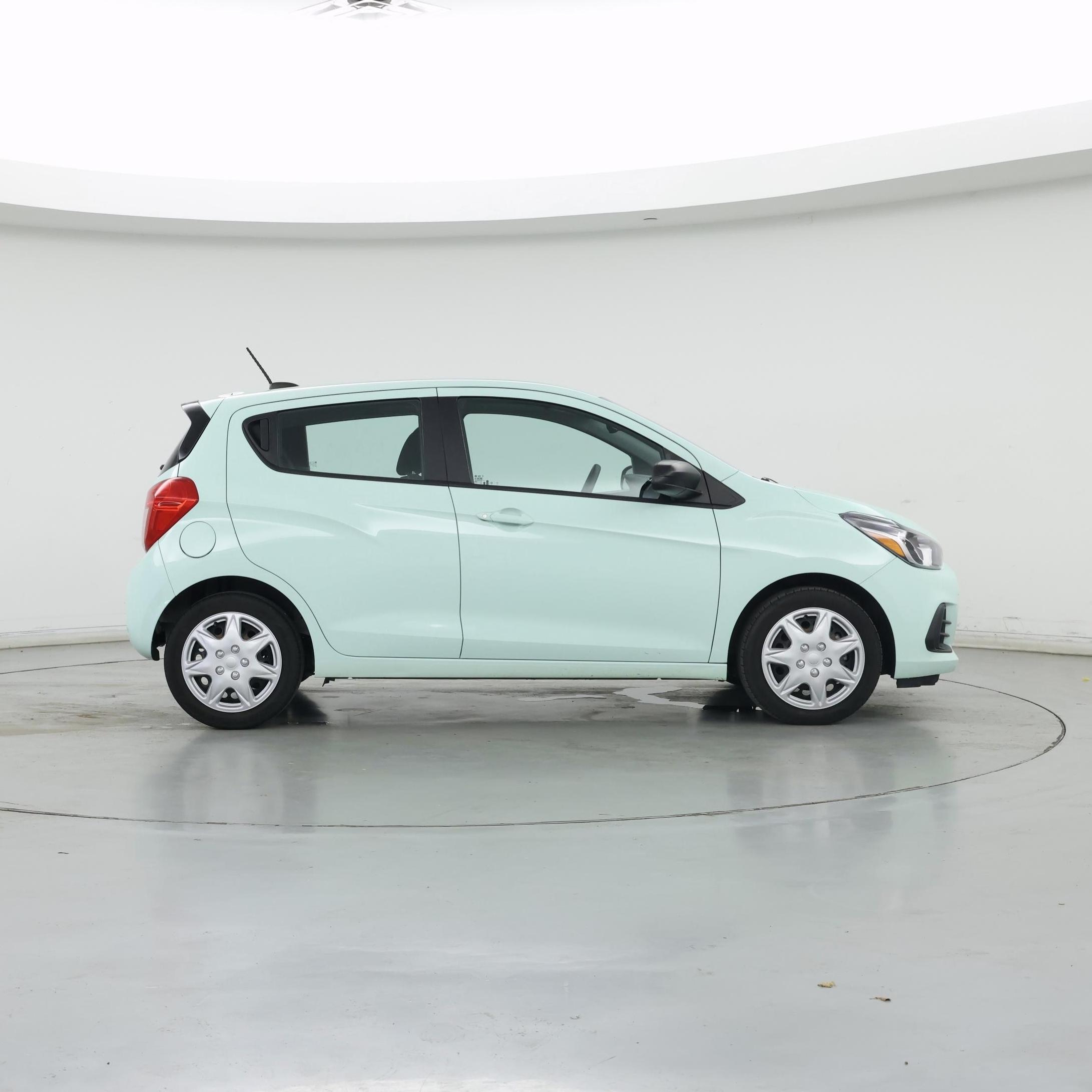 Thumbnail: 2017 Chevrolet Spark - 7
