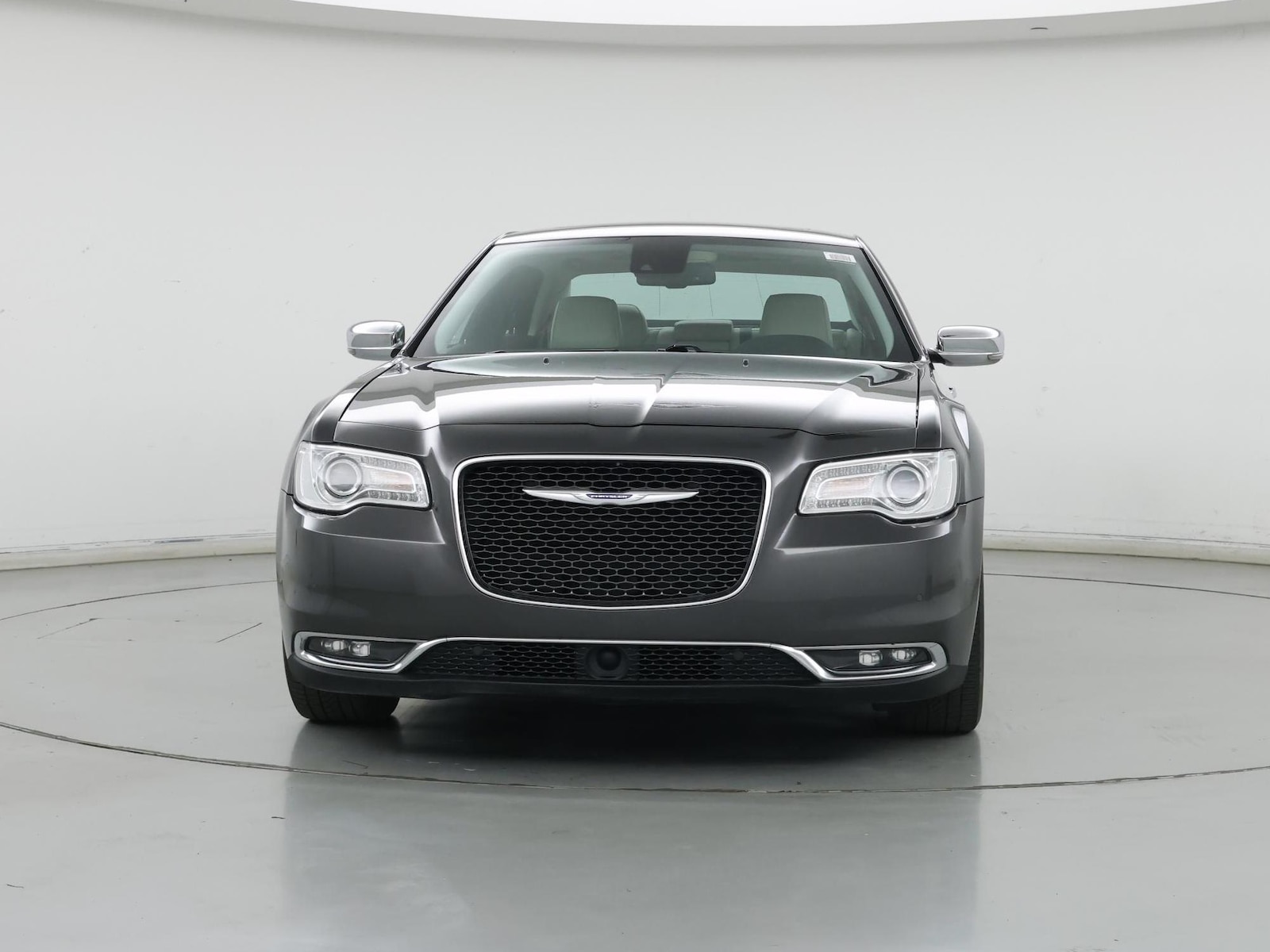 2018 Chrysler 300 Limited - Photo 6