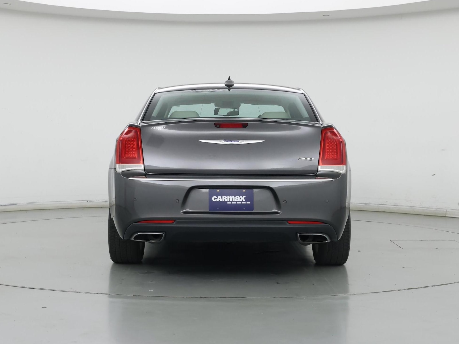 2018 Chrysler 300 Limited - Photo 7