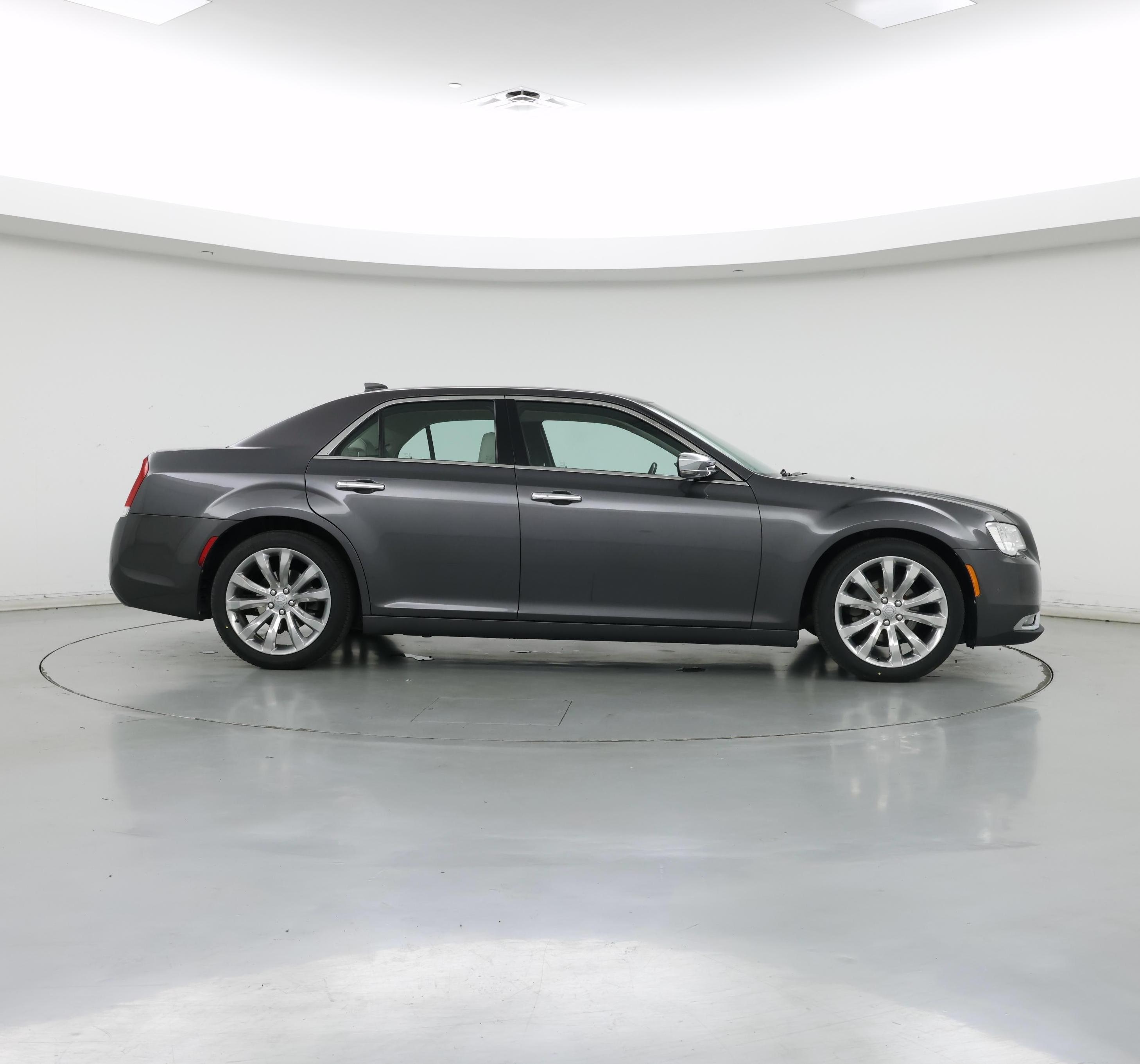 Thumbnail: 2018 Chrysler 300 - 7
