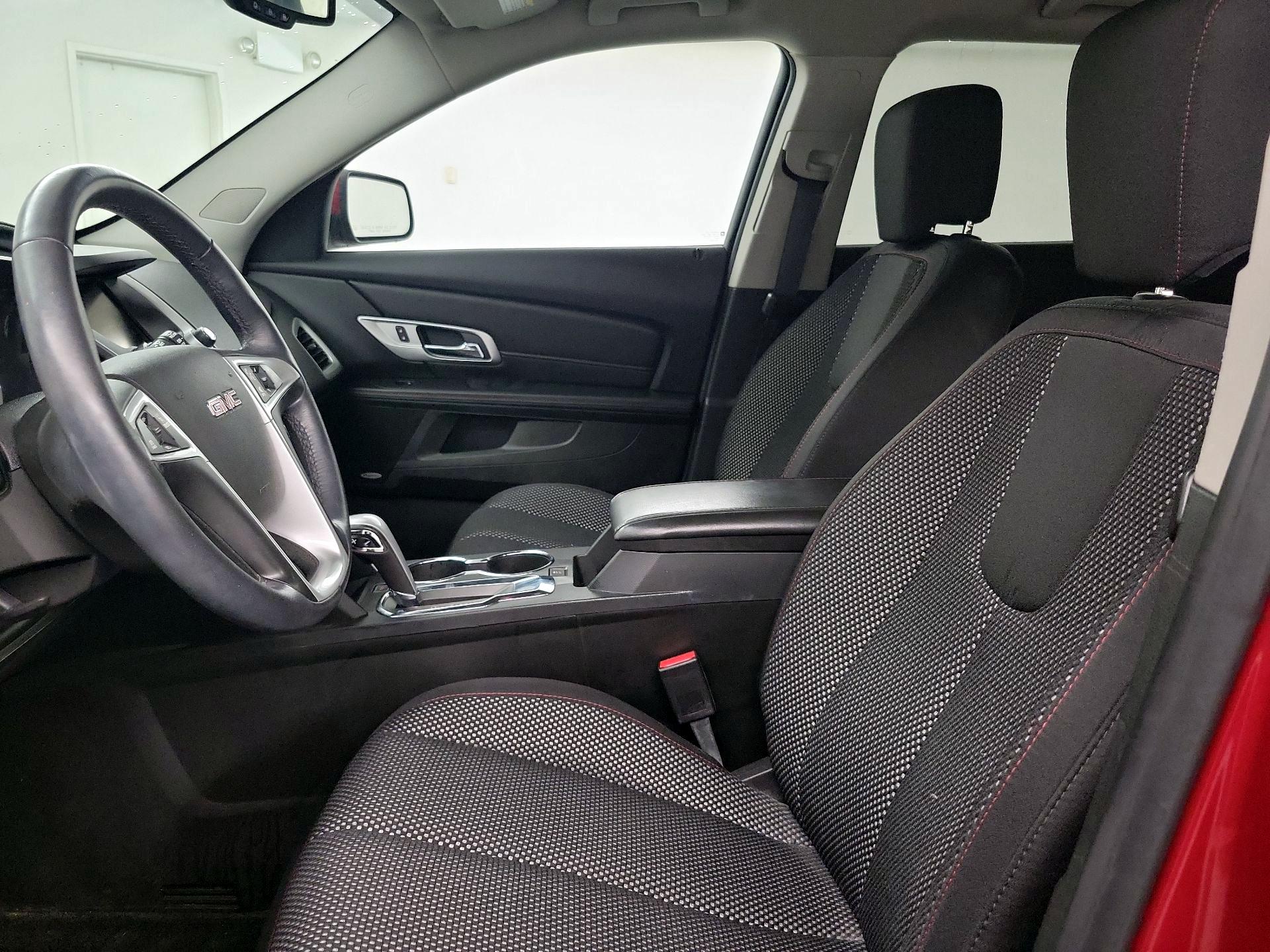 Thumbnail: 2015 GMC Terrain - 11