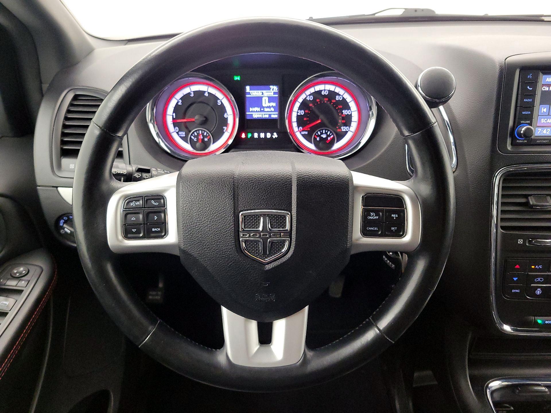 Thumbnail: 2019 Dodge Grand Caravan - 10