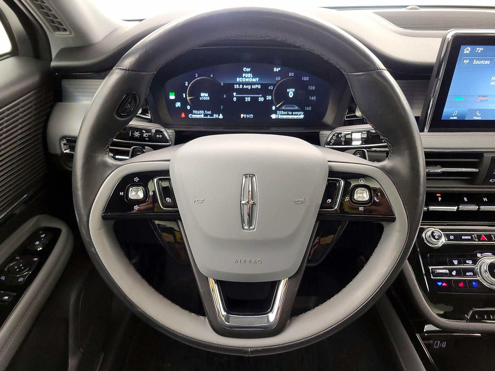 Thumbnail: 2022 Lincoln Corsair - 10