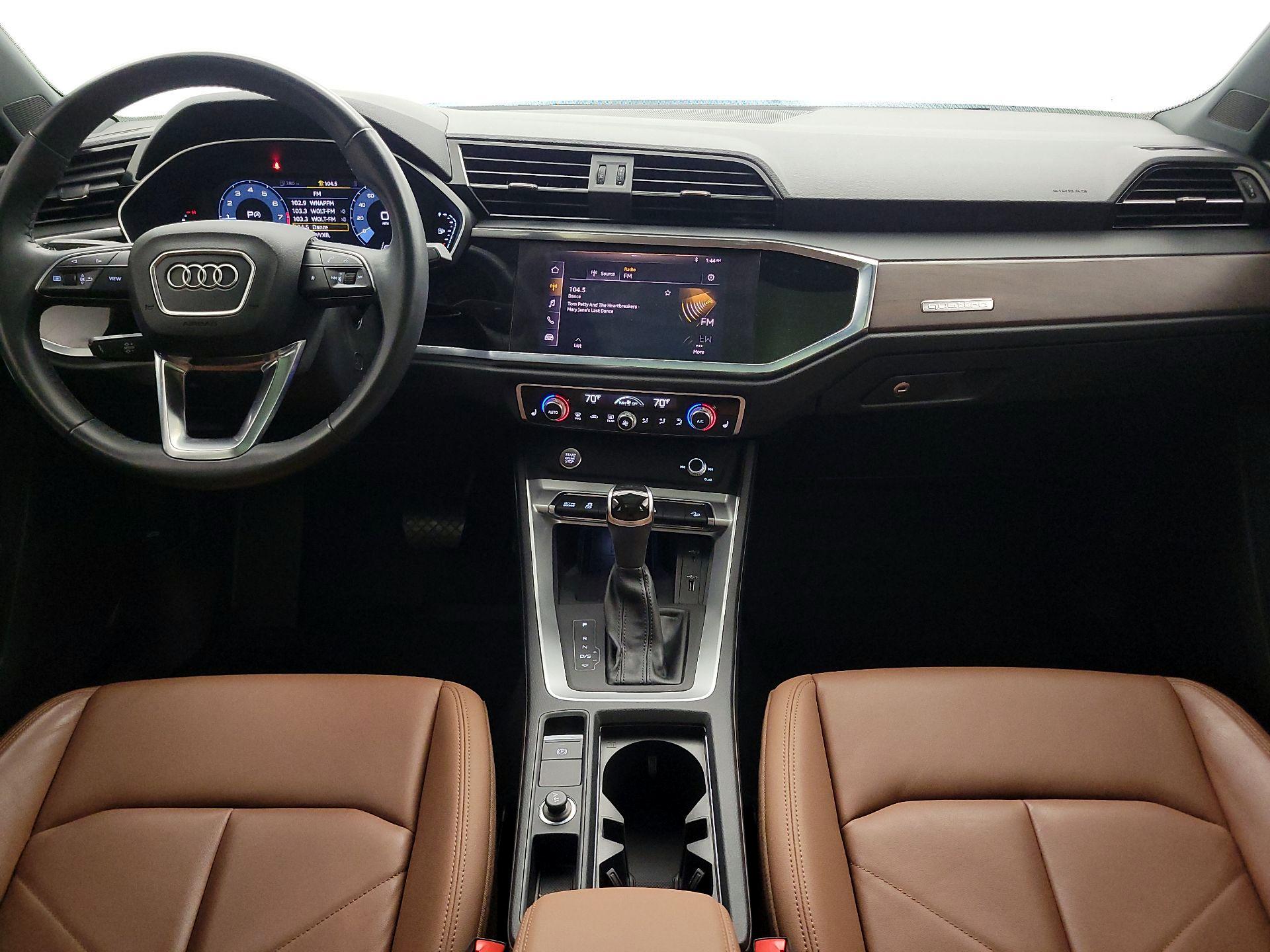 Thumbnail: 2020 Audi Q3 - 9