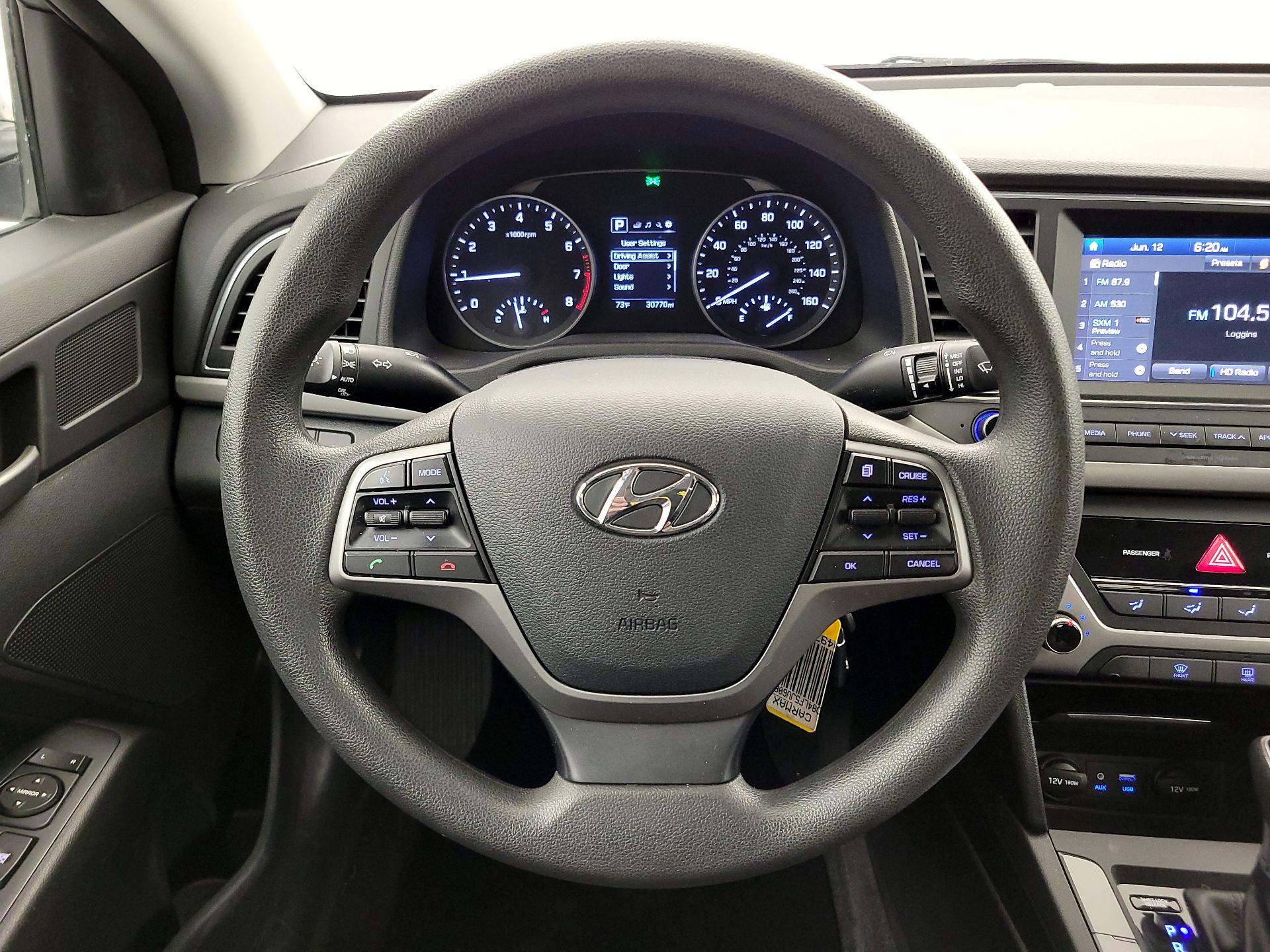 Thumbnail: 2018 Hyundai Elantra - 10