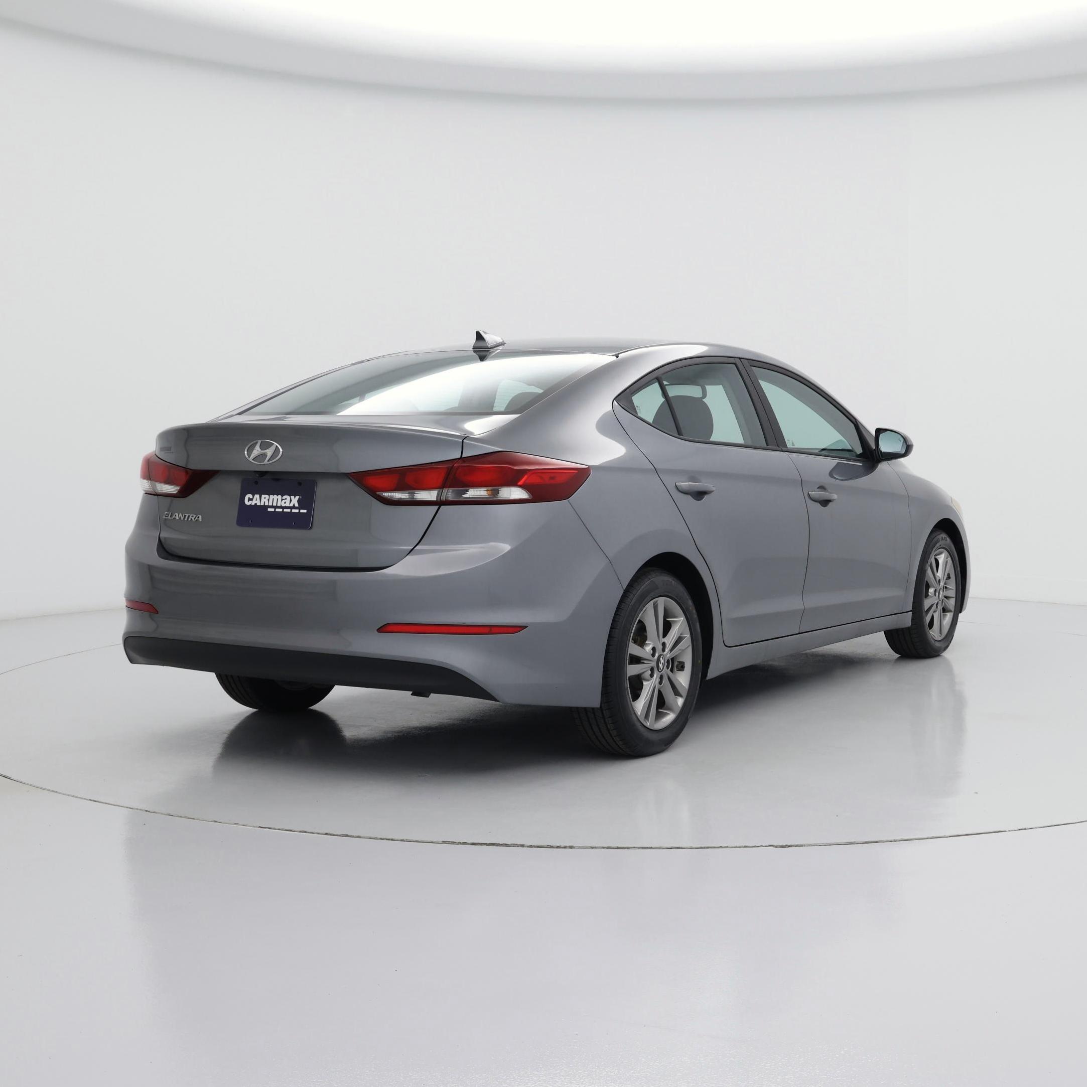Thumbnail: 2018 Hyundai Elantra - 8