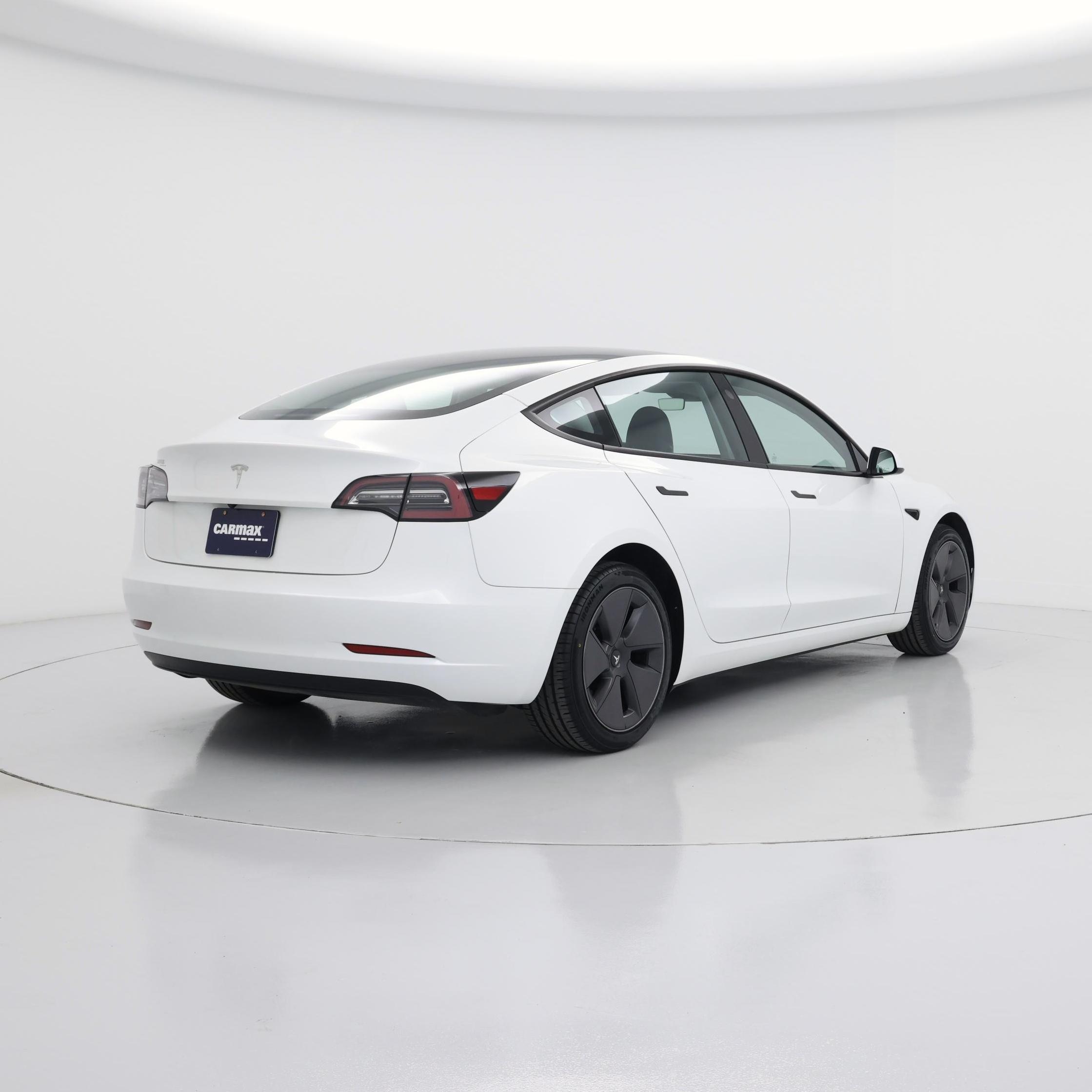Thumbnail: 2023 Tesla Model 3 - 8