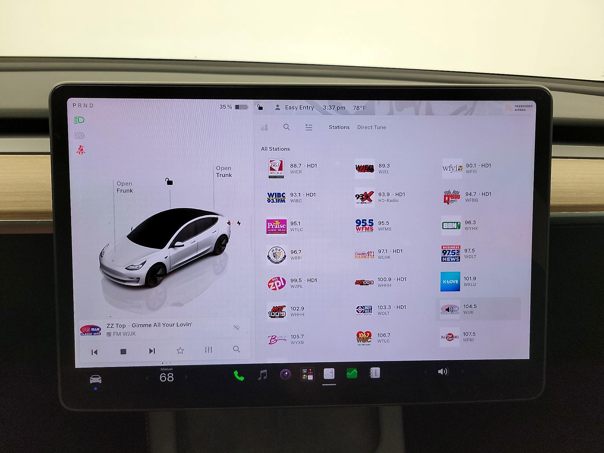 Thumbnail: 2023 Tesla Model 3 - 15