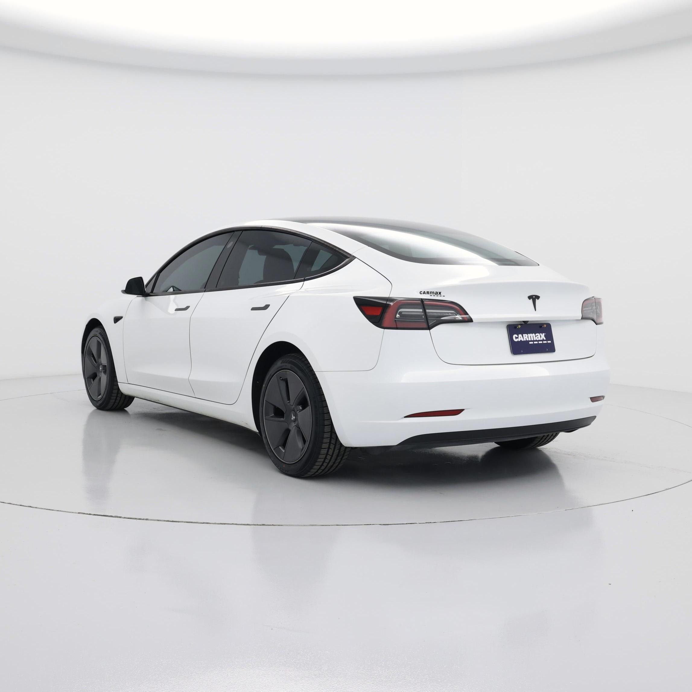 Thumbnail: 2023 Tesla Model 3 - 2