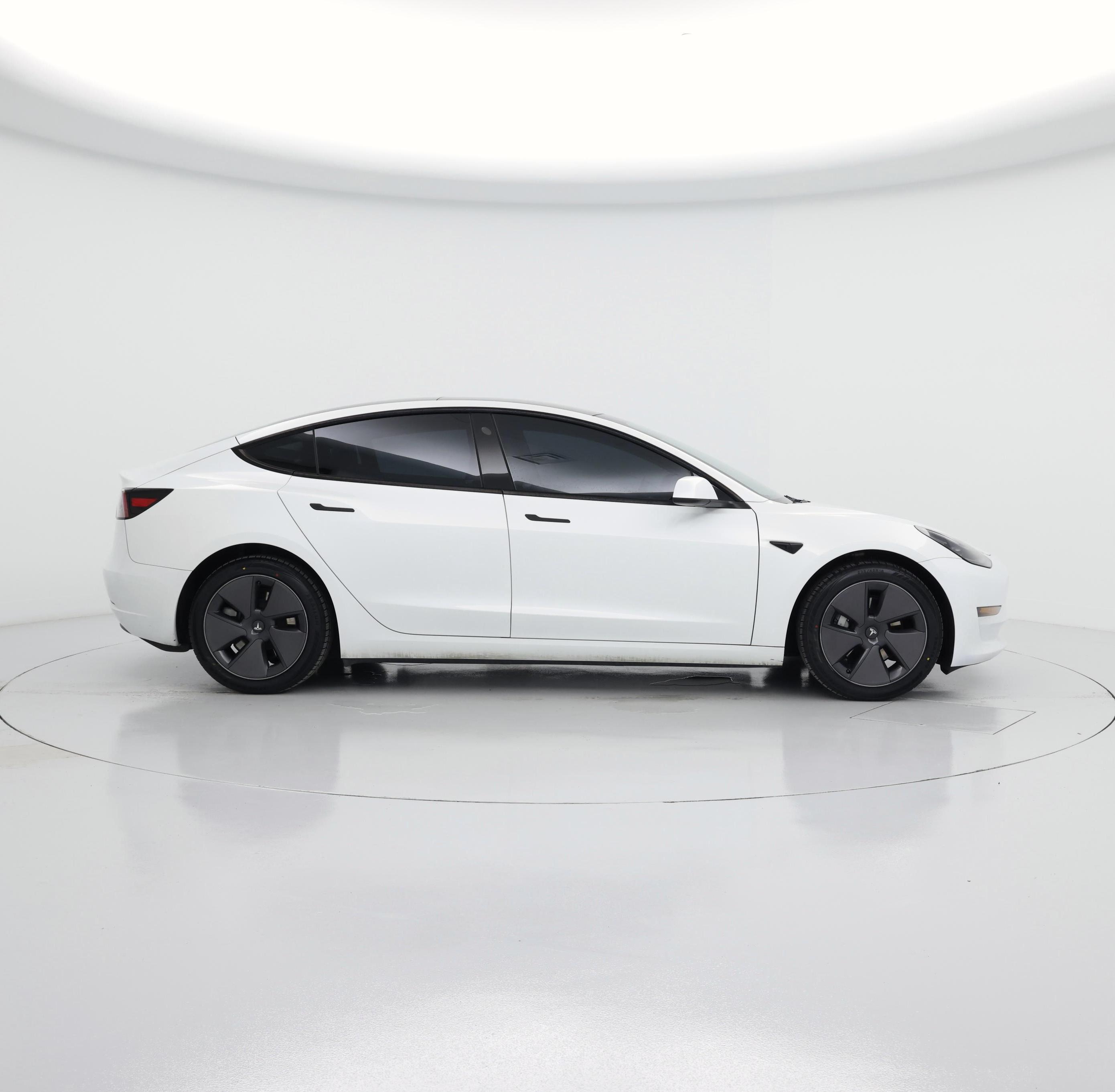 Thumbnail: 2023 Tesla Model 3 - 7
