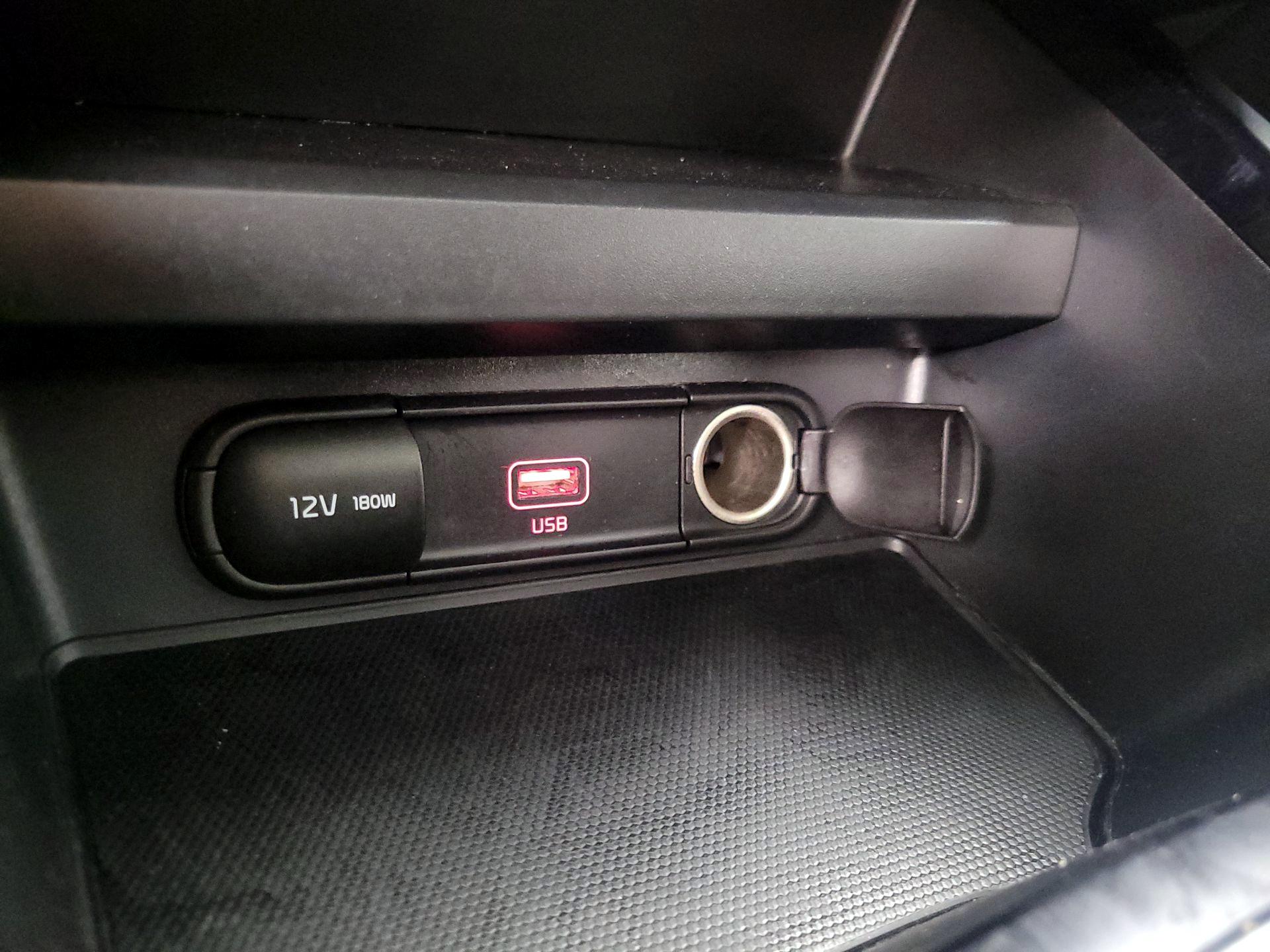 Thumbnail: 2021 Kia Soul - 18