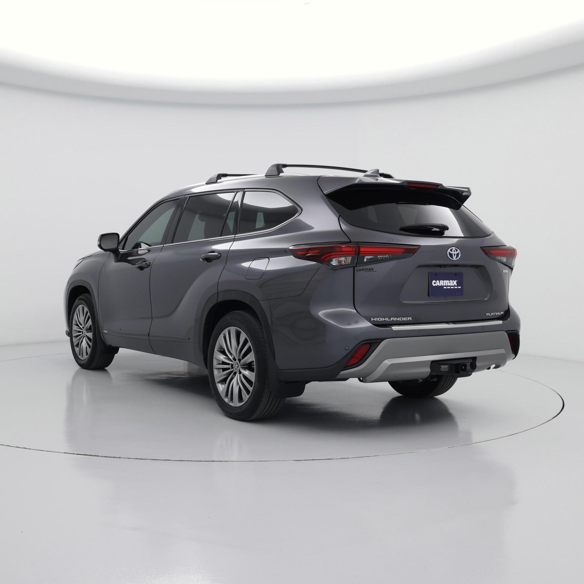 Thumbnail: 2024 Toyota Highlander - 2