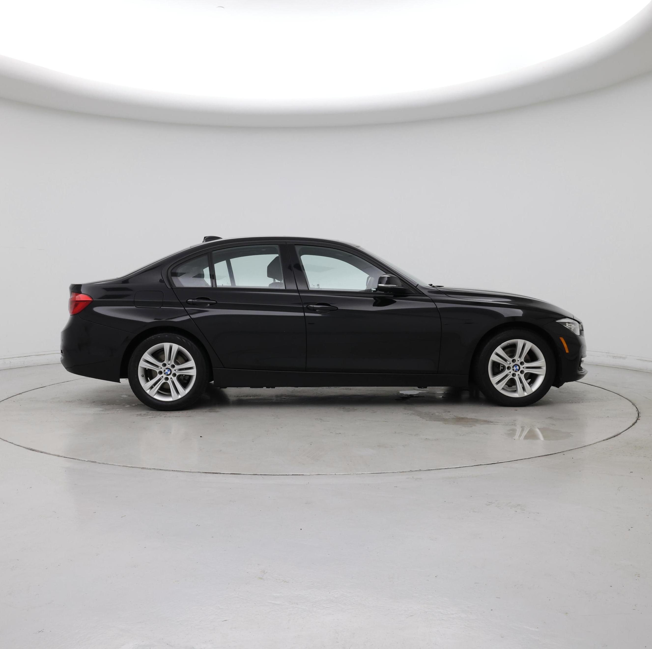 Thumbnail: 2016 BMW 3 Series - 7