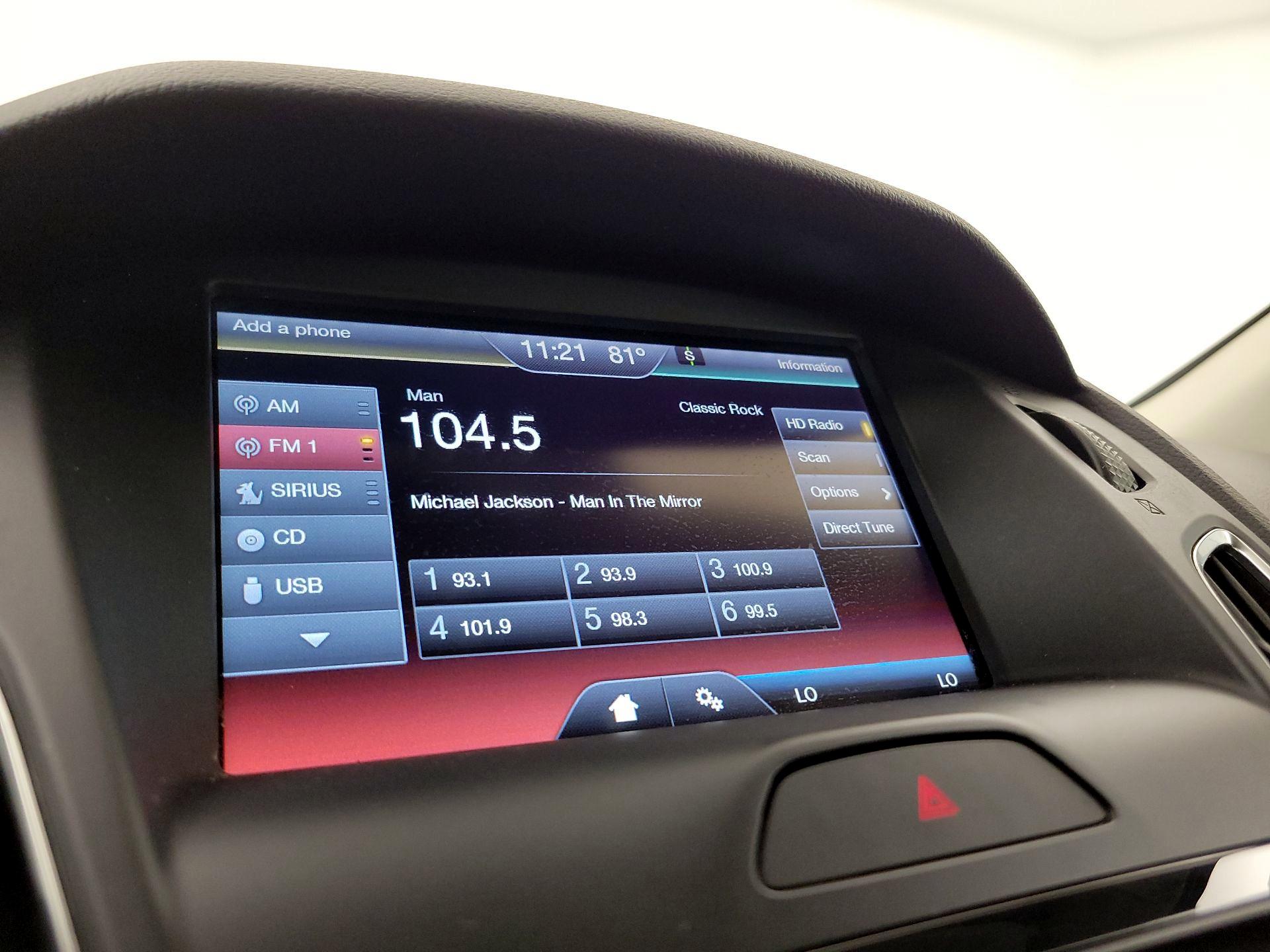 Thumbnail: 2015 Ford Focus - 15