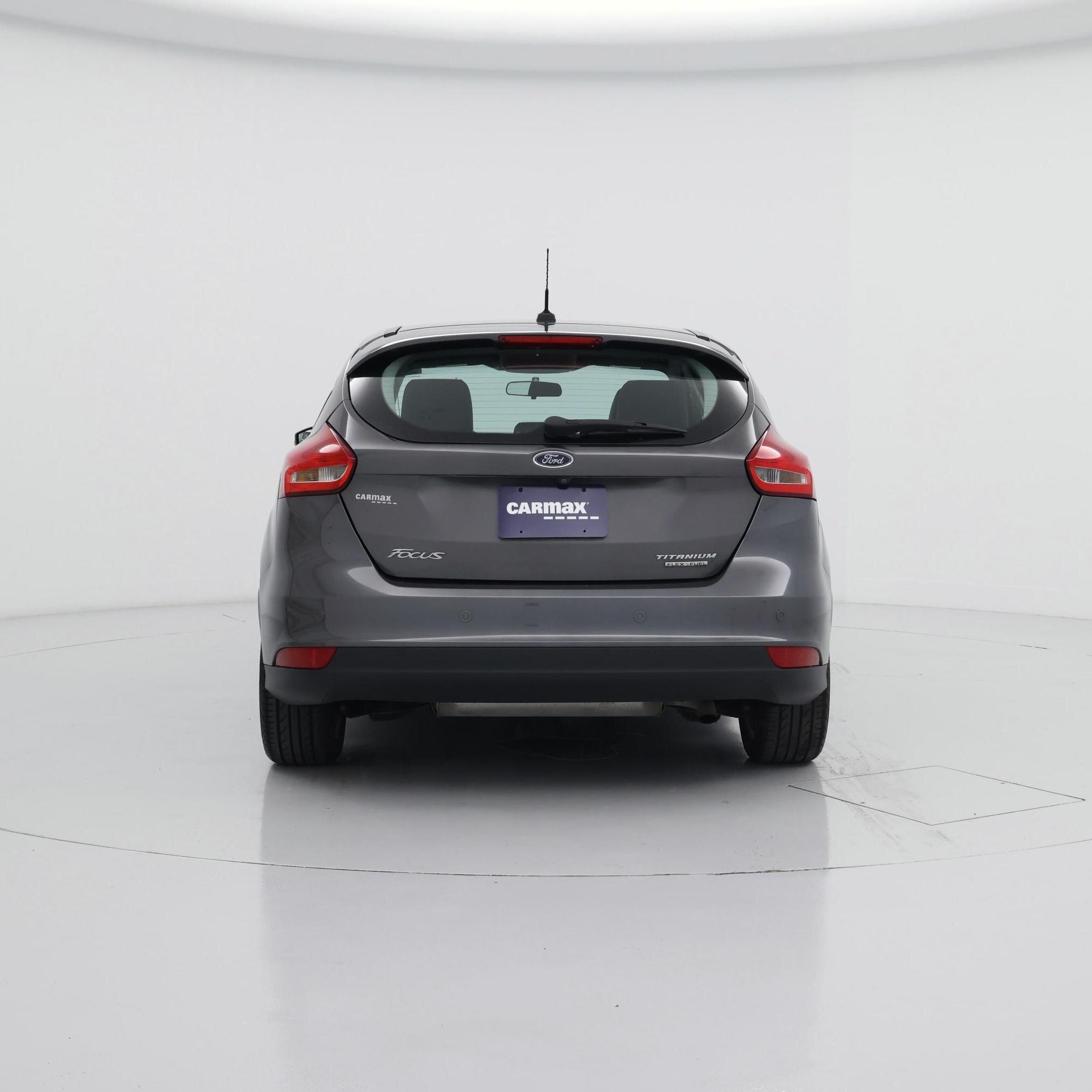 Thumbnail: 2015 Ford Focus - 6