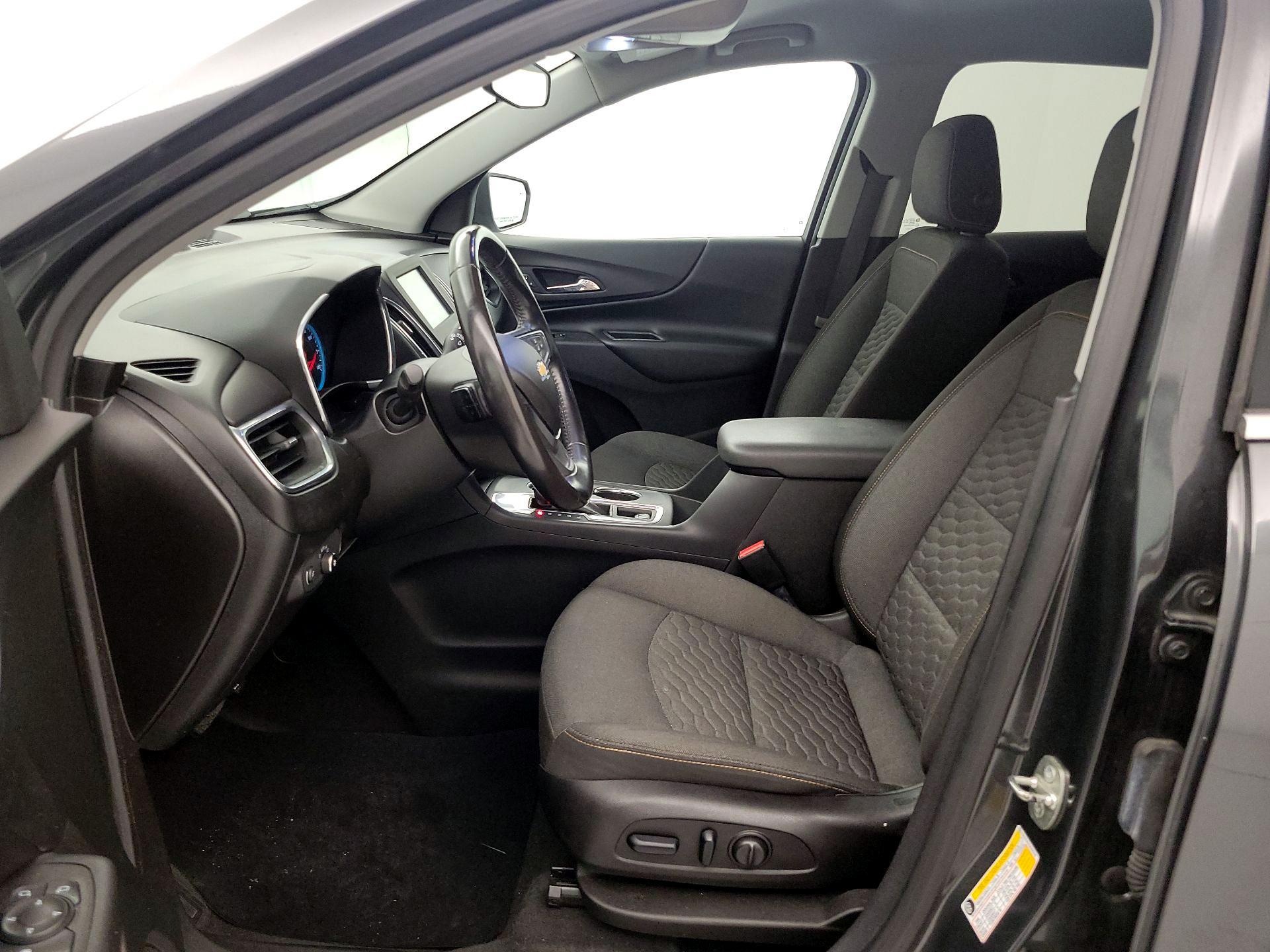 Thumbnail: 2018 Chevrolet Equinox - 11