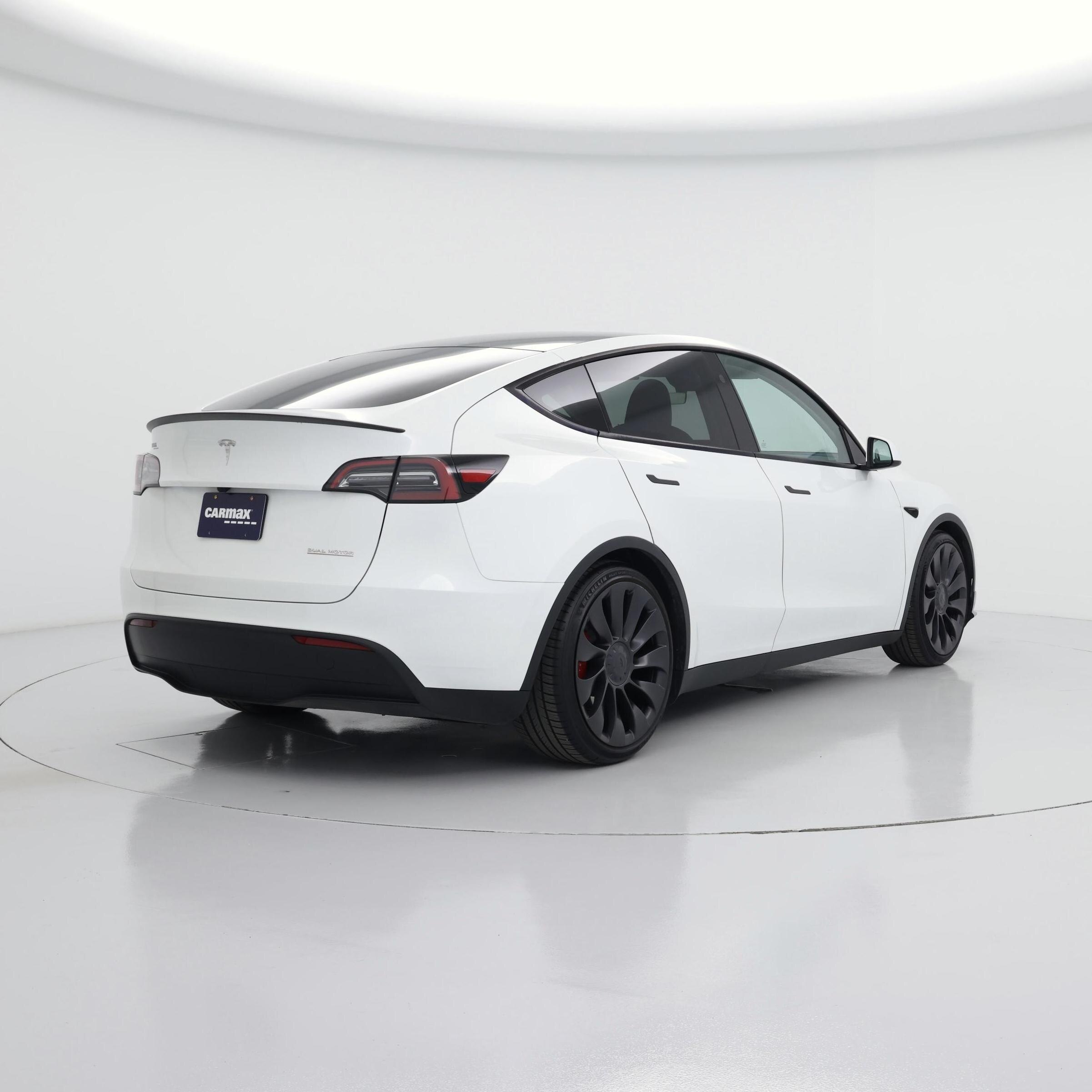 Thumbnail: 2023 Tesla Model Y - 8