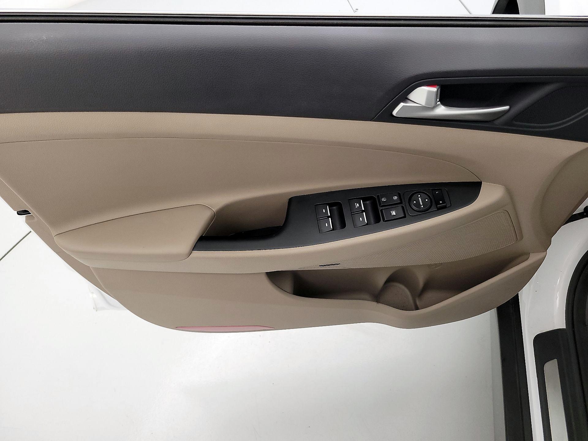 Thumbnail: 2021 Hyundai Tucson - 12