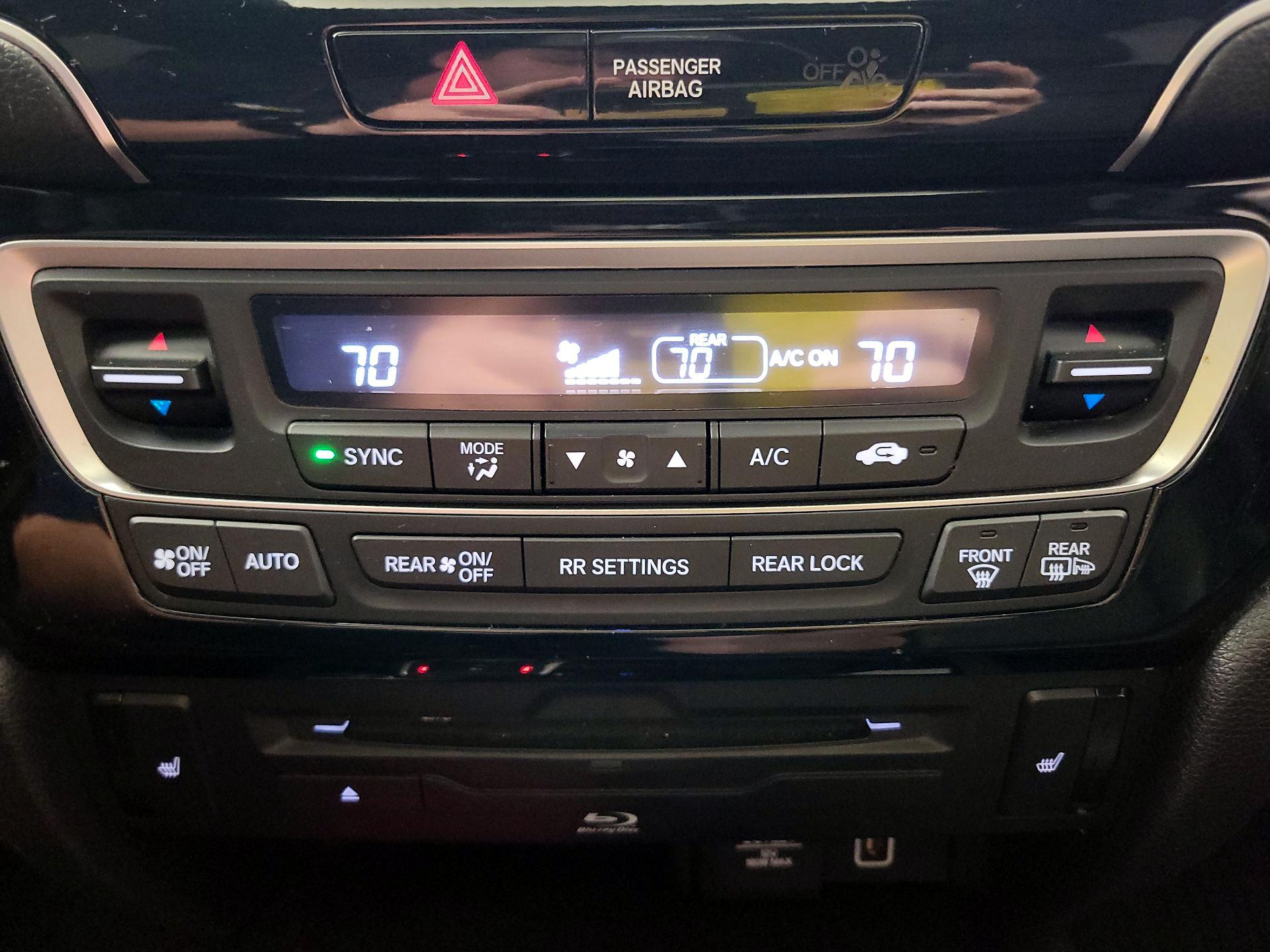 Thumbnail: 2021 Honda Pilot - 17