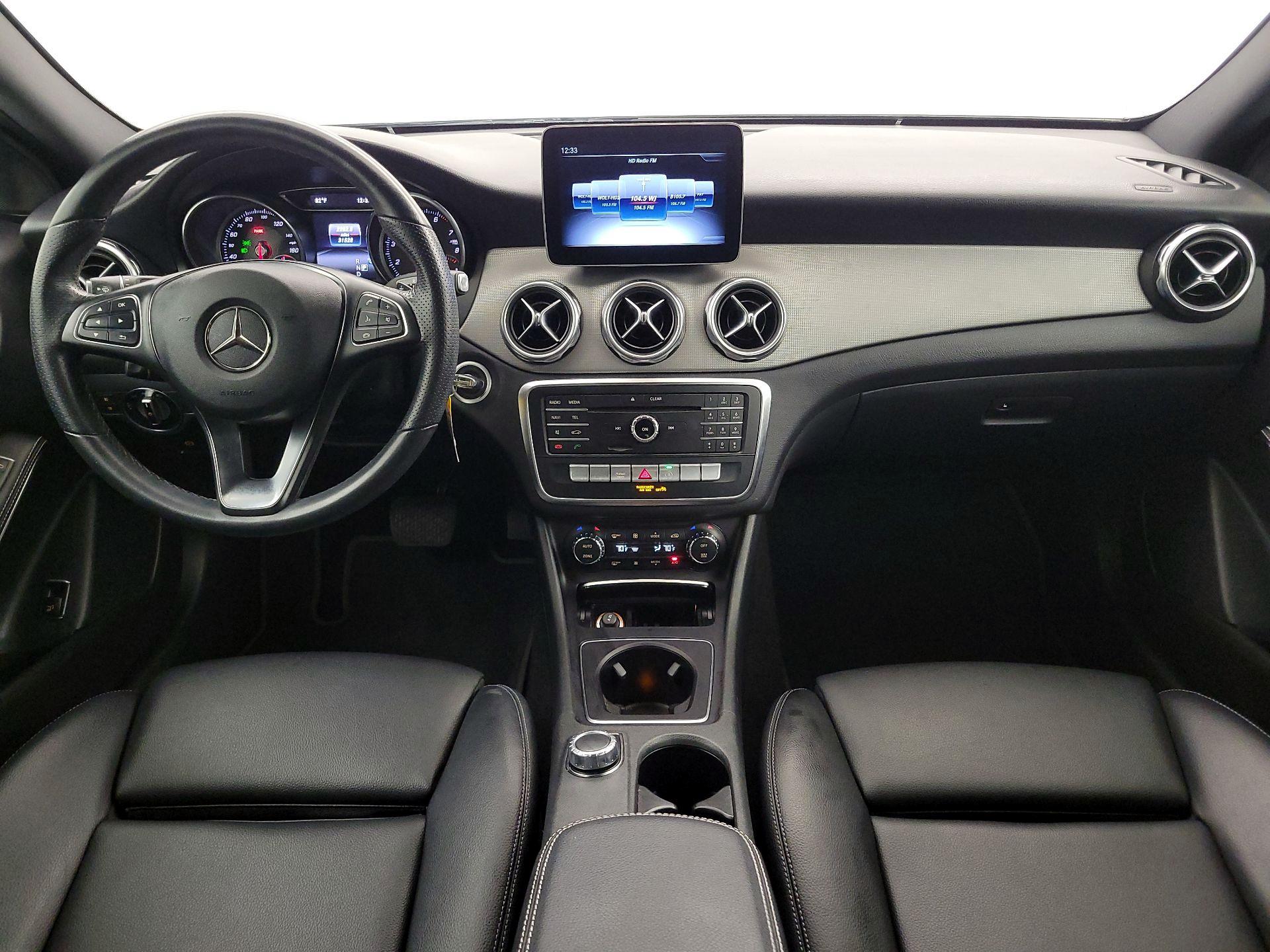 Thumbnail: 2020 Mercedes-Benz GLA - 9