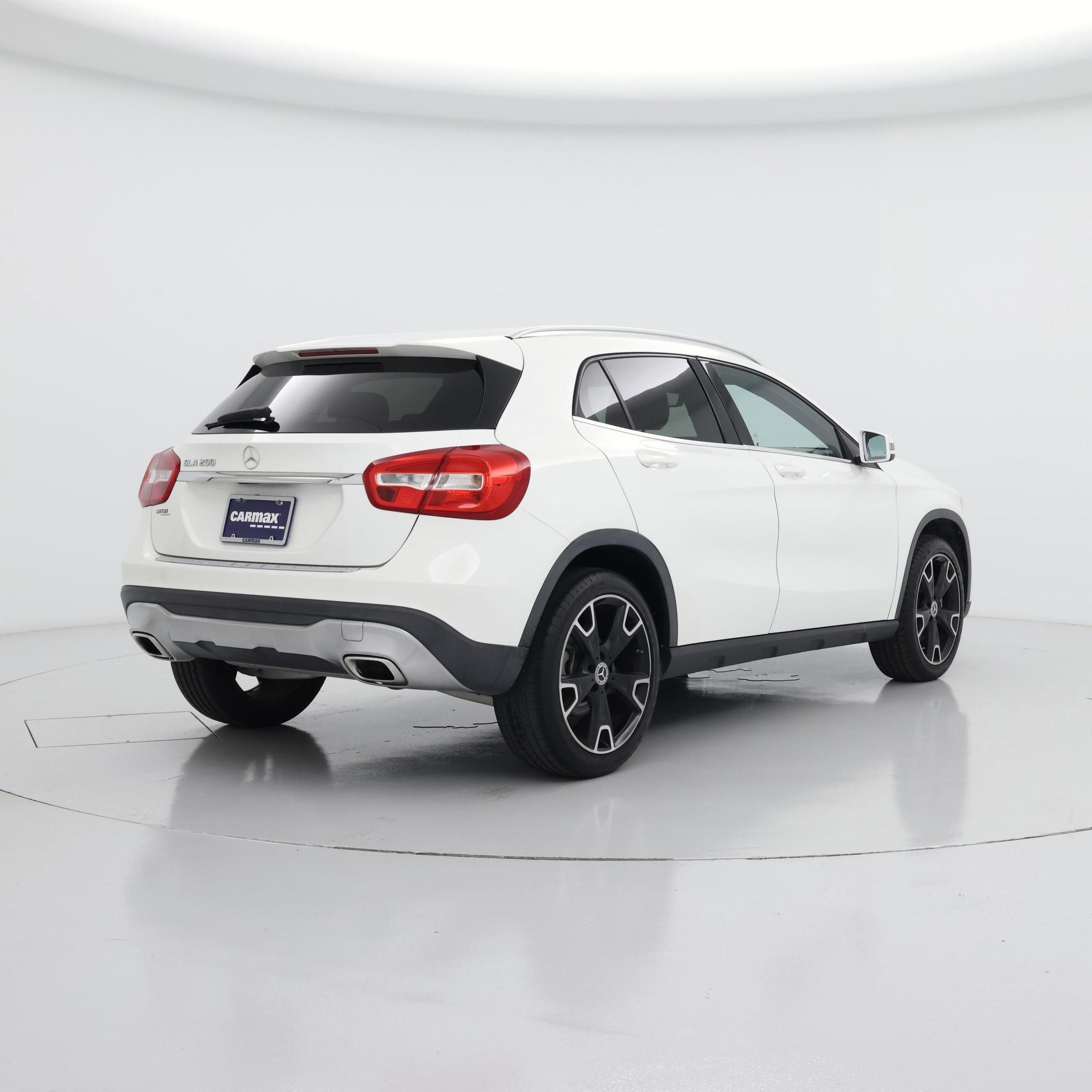 Thumbnail: 2020 Mercedes-Benz GLA - 8
