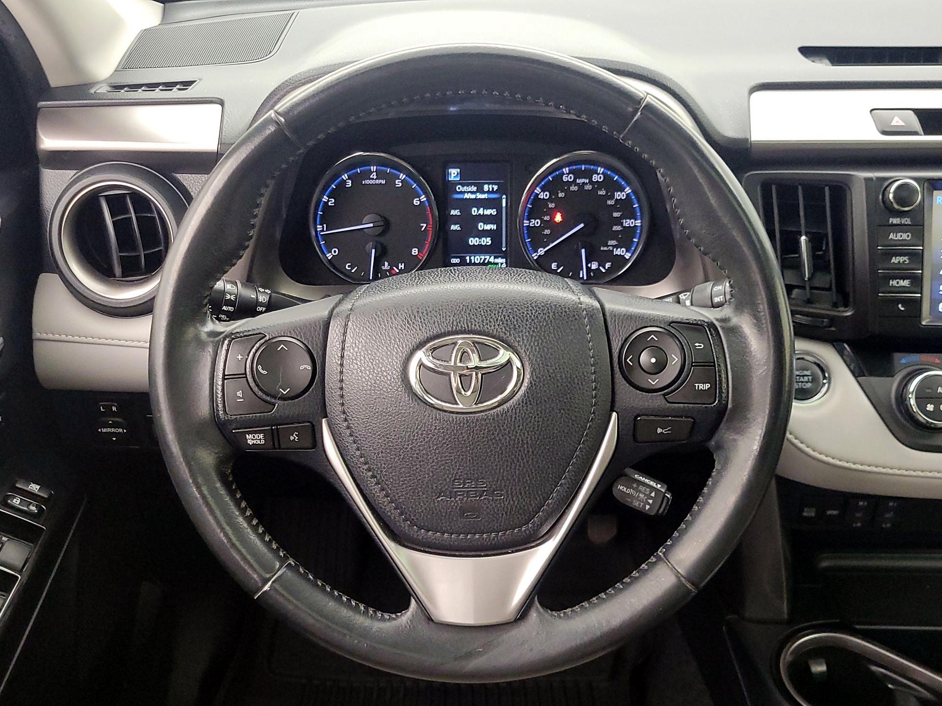 Thumbnail: 2018 Toyota RAV4 - 10
