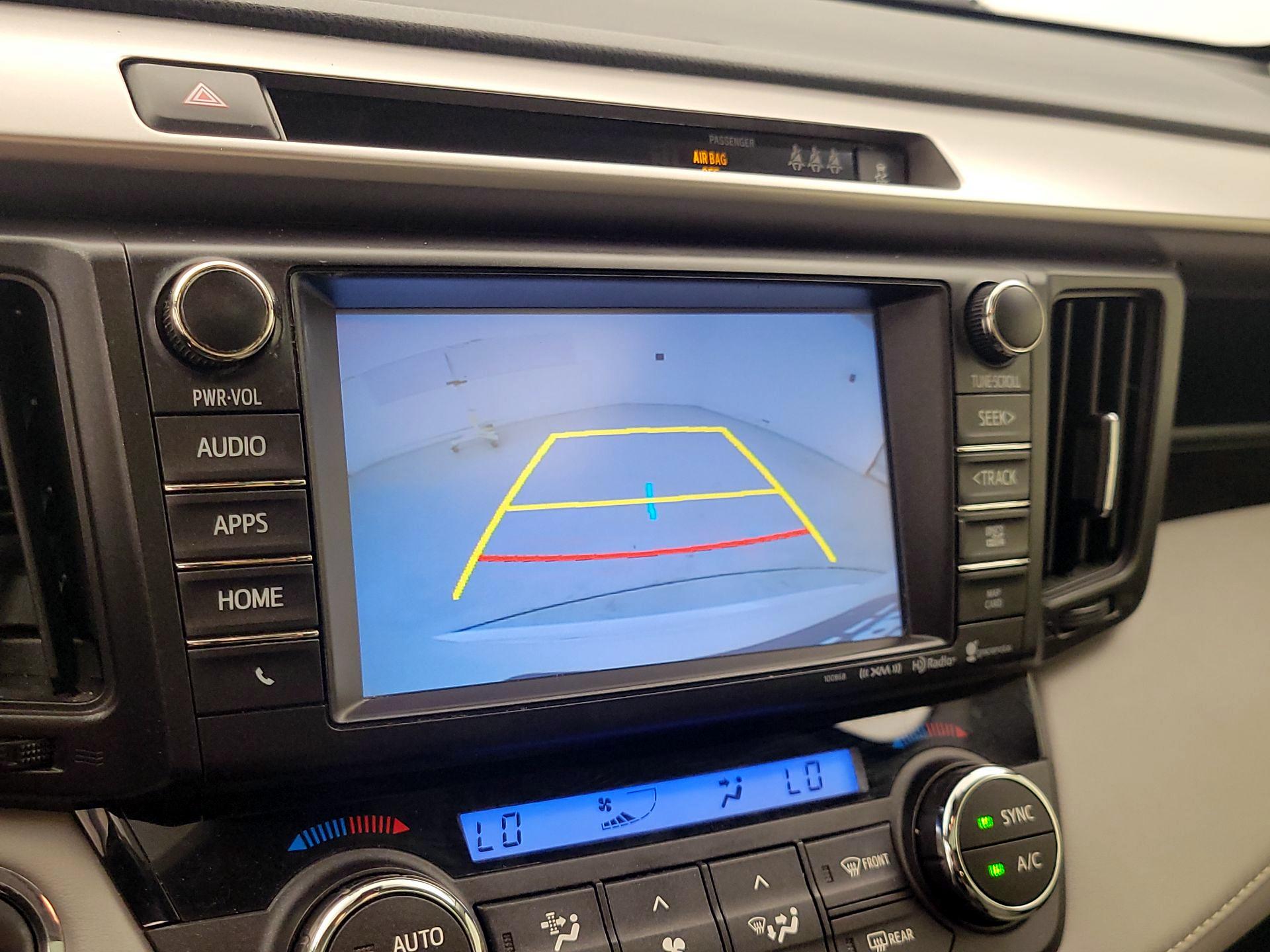 Thumbnail: 2018 Toyota RAV4 - 14
