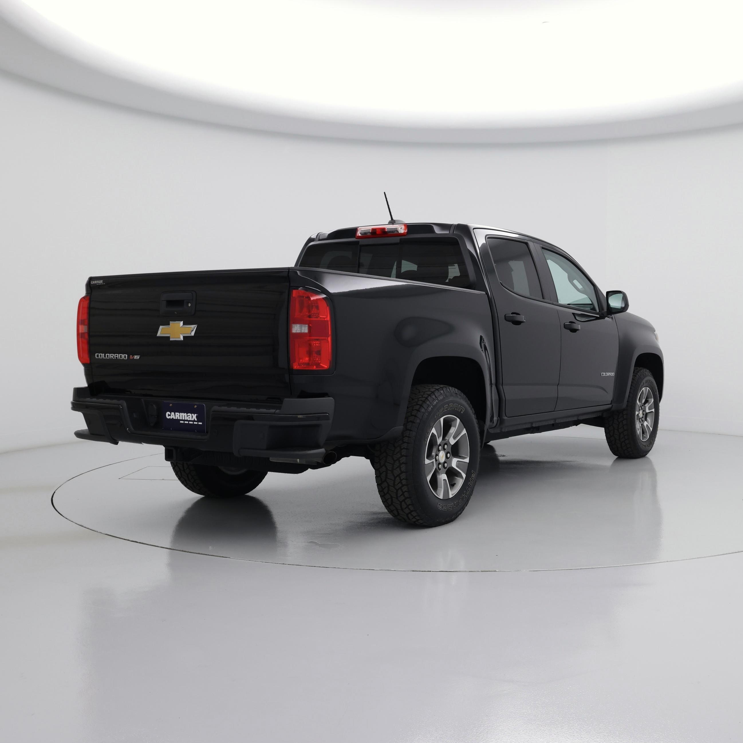 Thumbnail: 2019 Chevrolet Colorado - 8