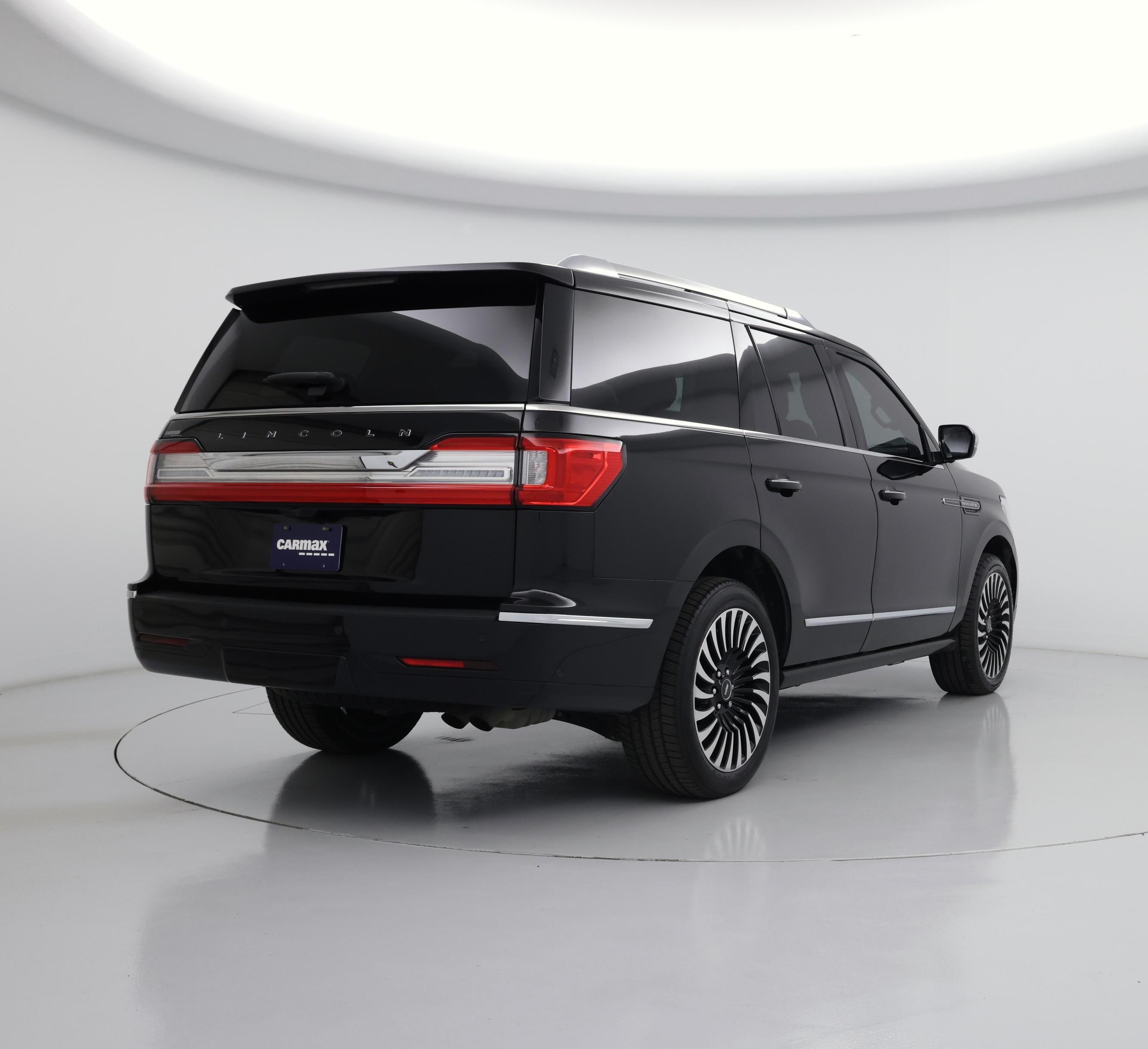 Thumbnail: 2021 Lincoln Navigator - 8