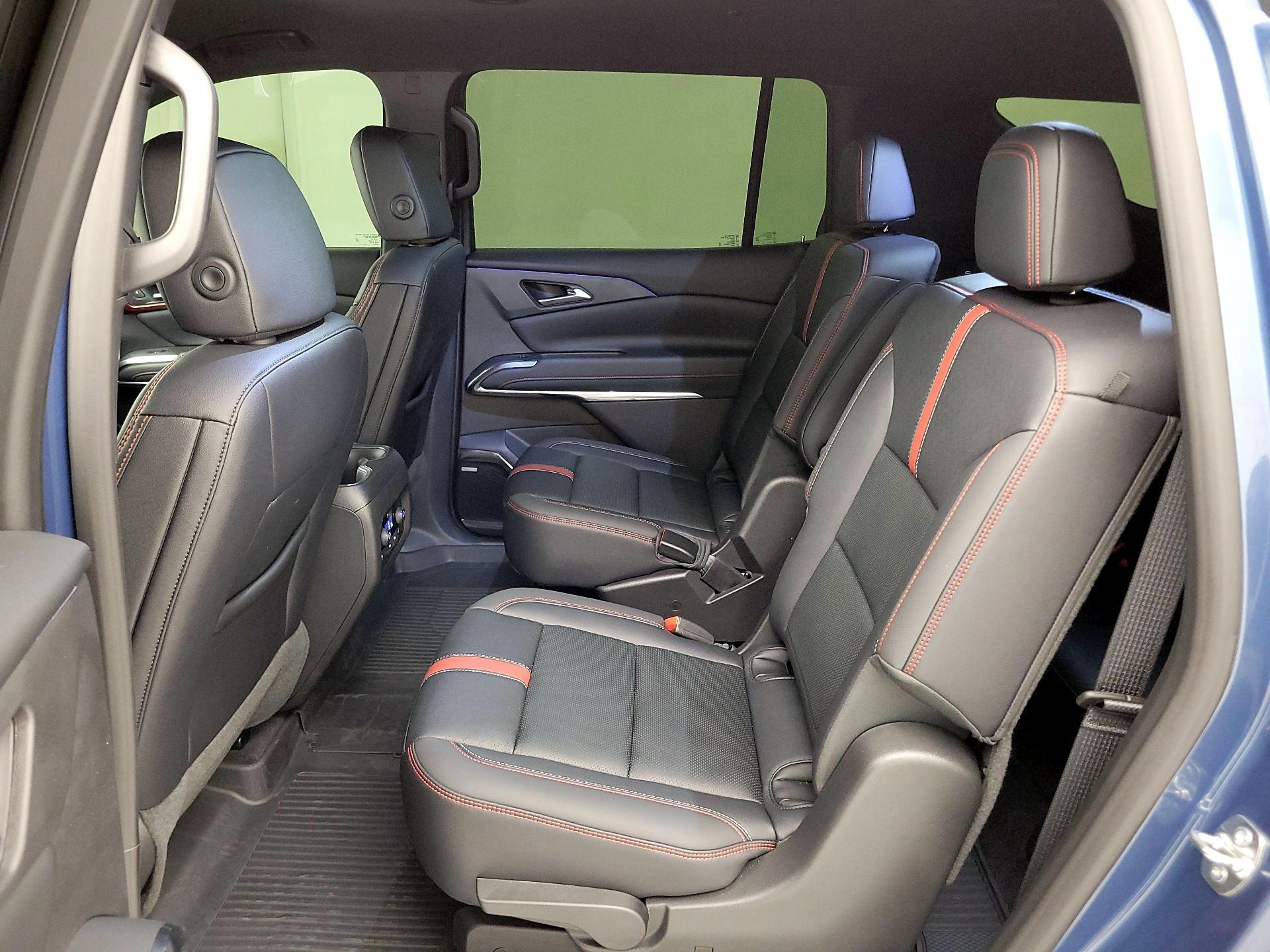 Thumbnail: 2026 Chevrolet Traverse - 20