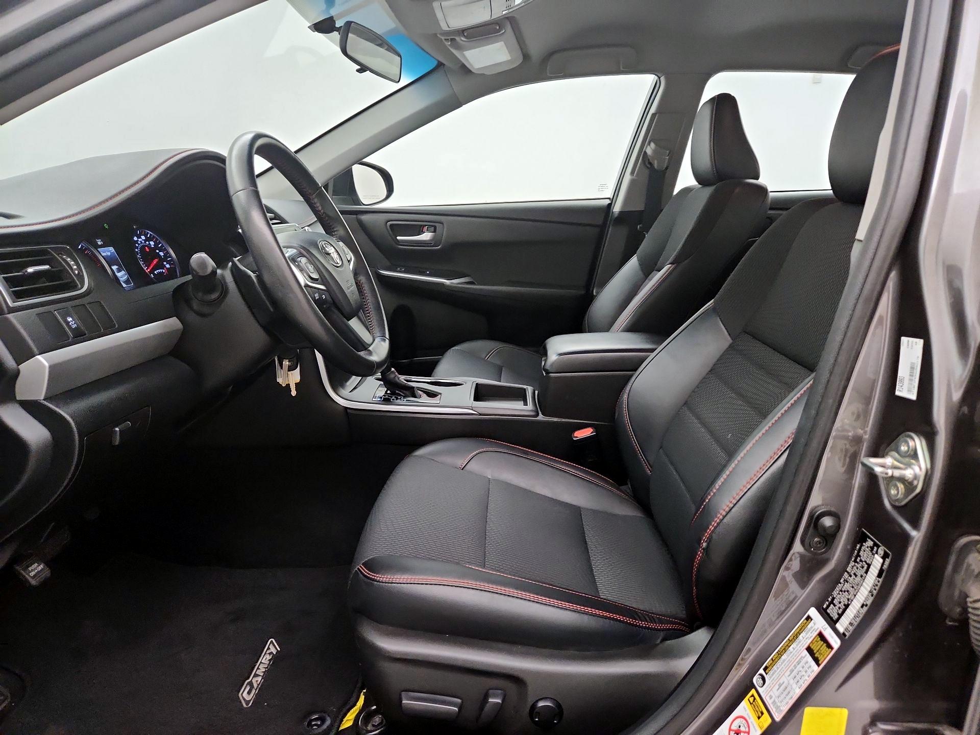 Thumbnail: 2016 Toyota Camry - 11