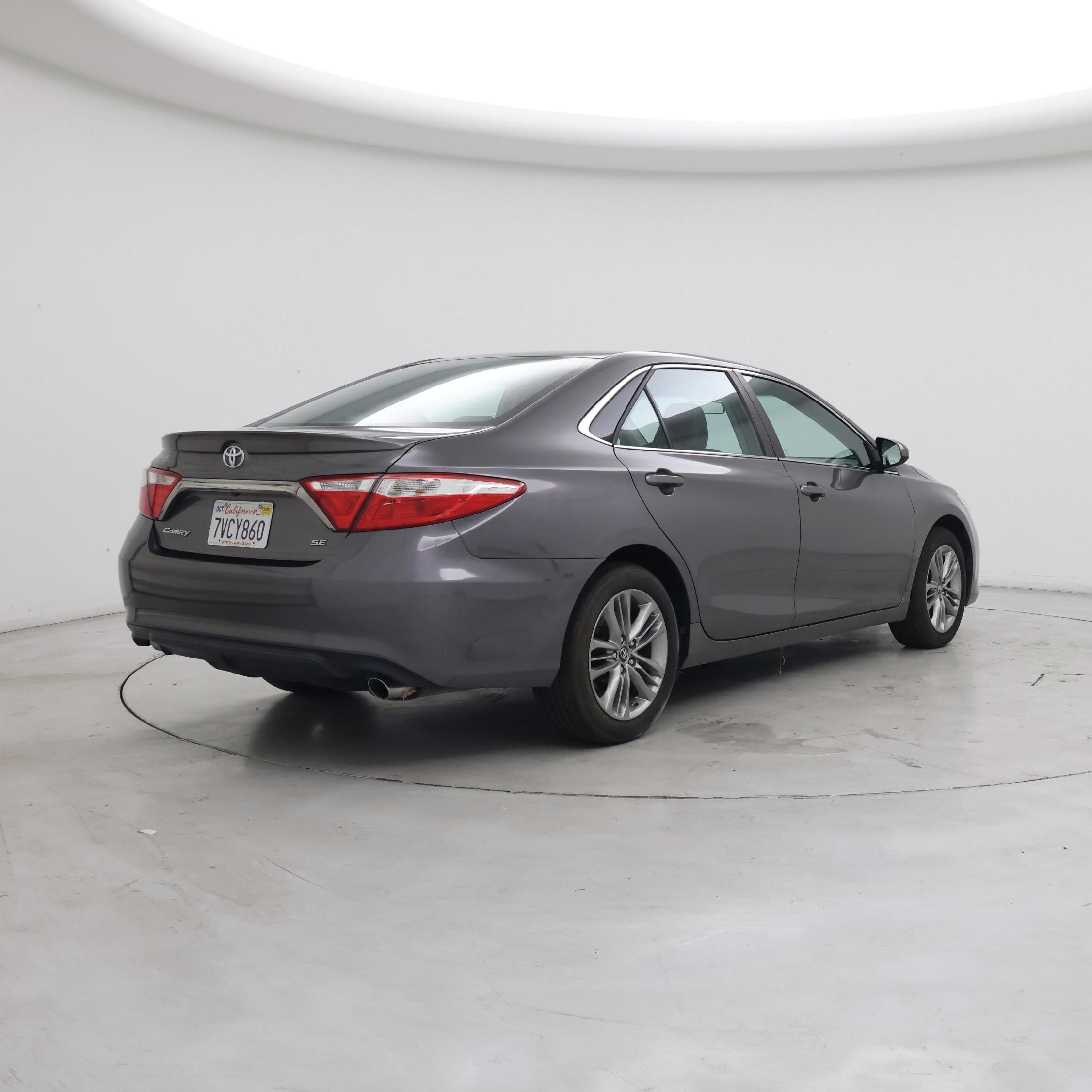 Thumbnail: 2016 Toyota Camry - 8