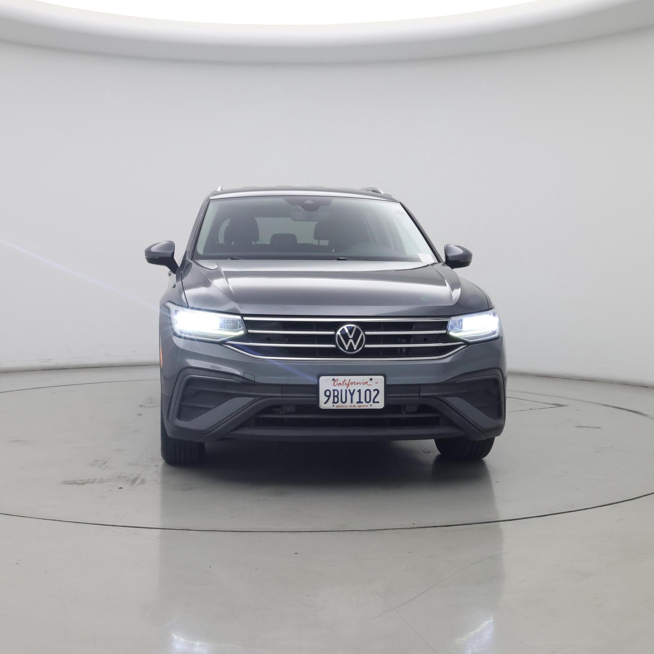 Thumbnail: 2022 Volkswagen Tiguan - 5