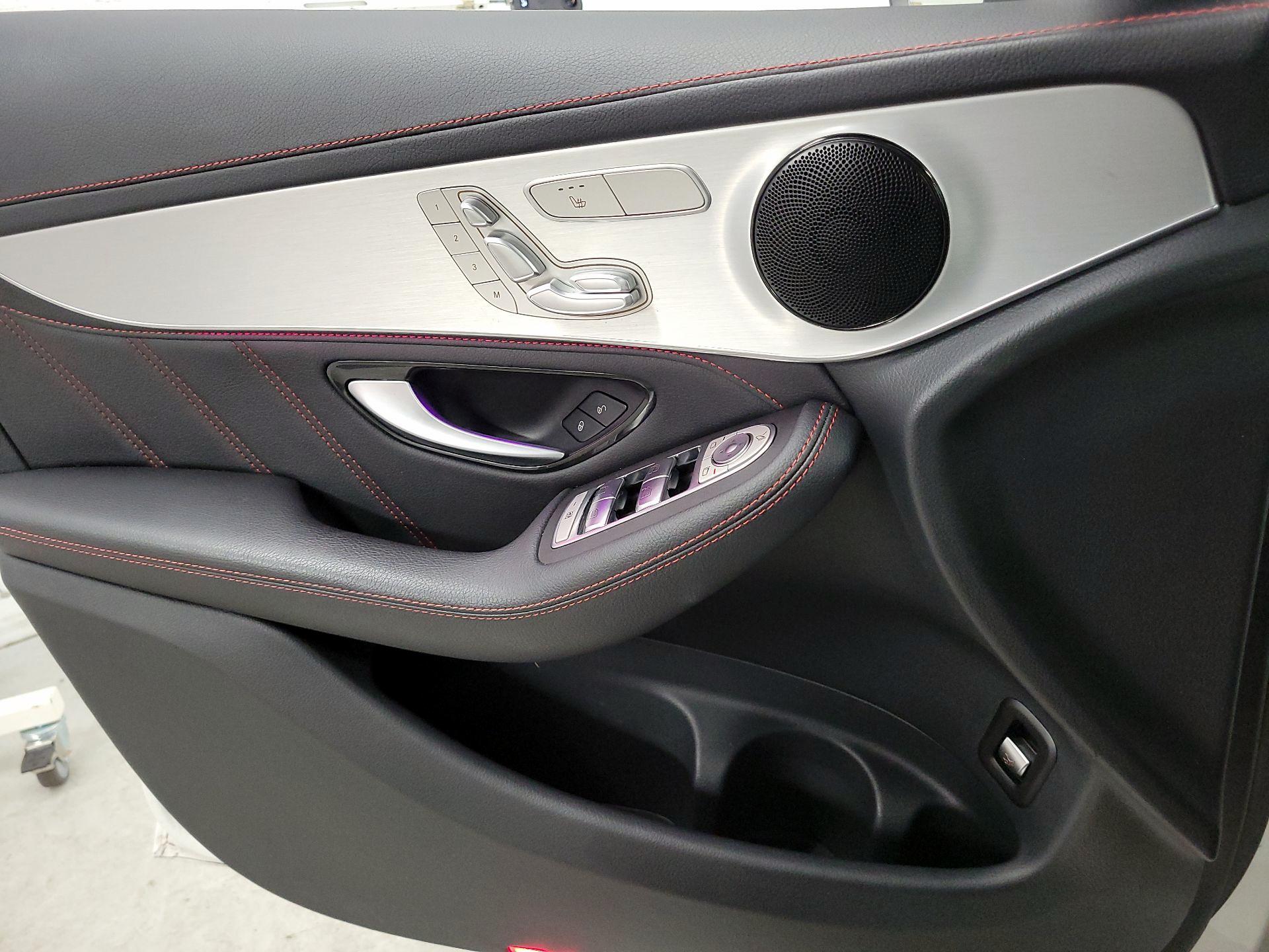 Thumbnail: 2022 Mercedes-Benz GLC - 12