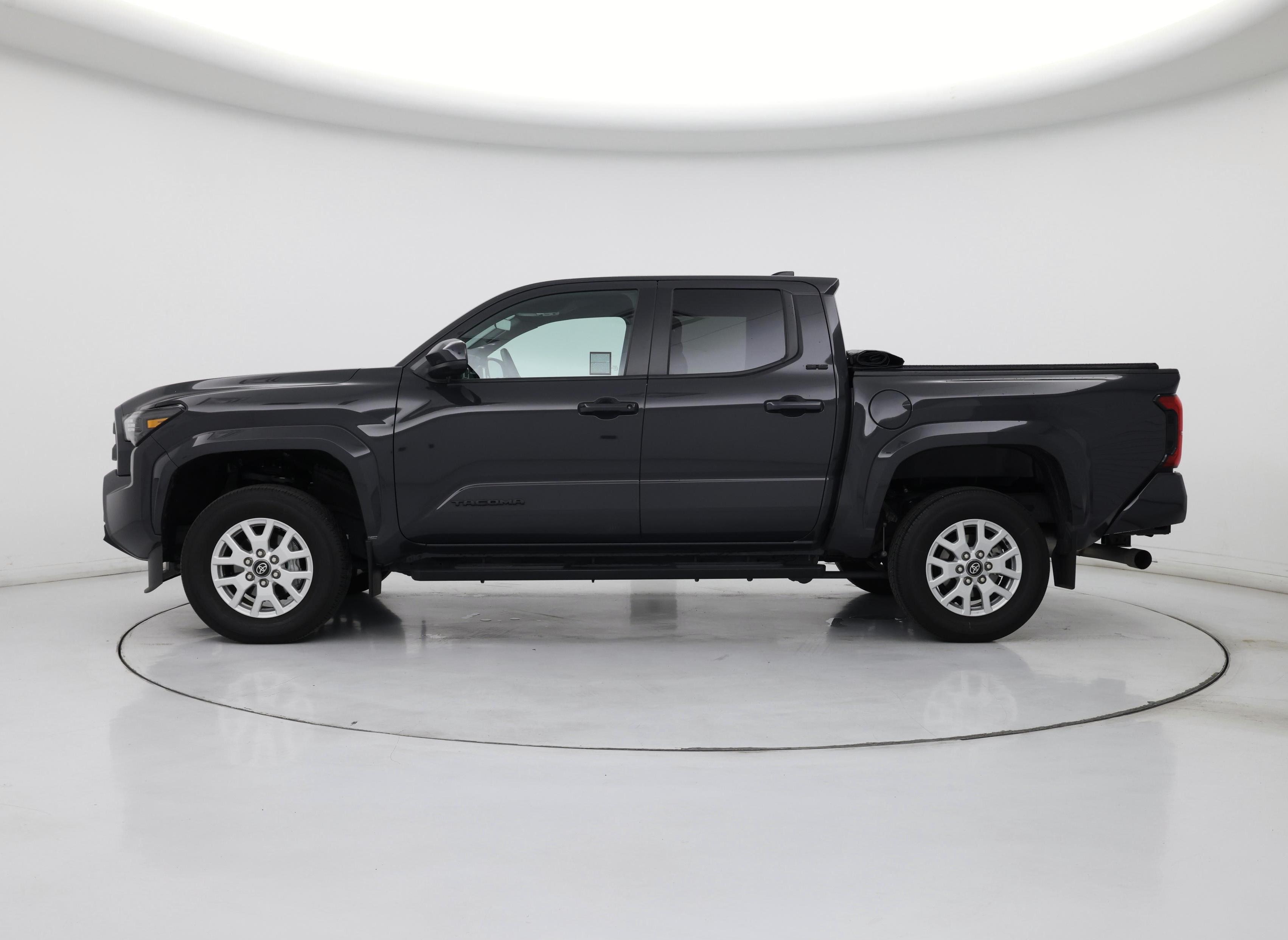 Thumbnail: 2024 Toyota Tacoma - 3