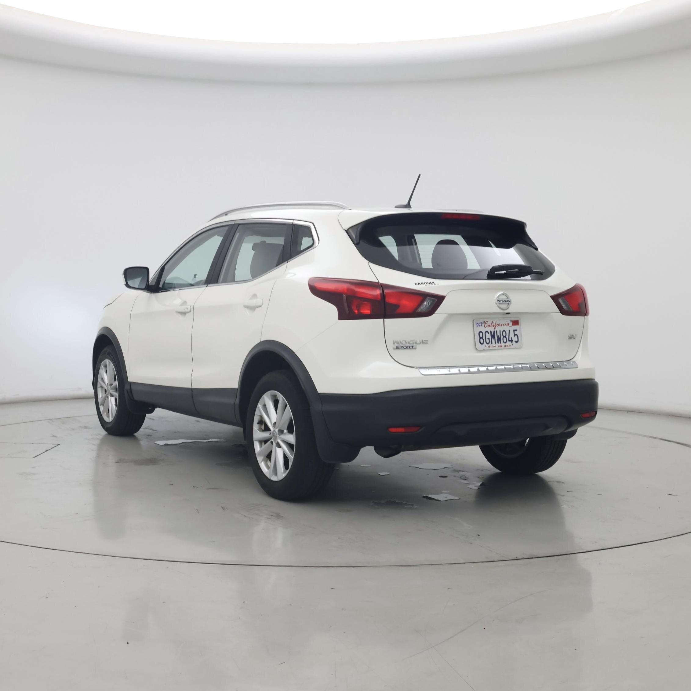 Thumbnail: 2018 Nissan Rogue Sport - 2