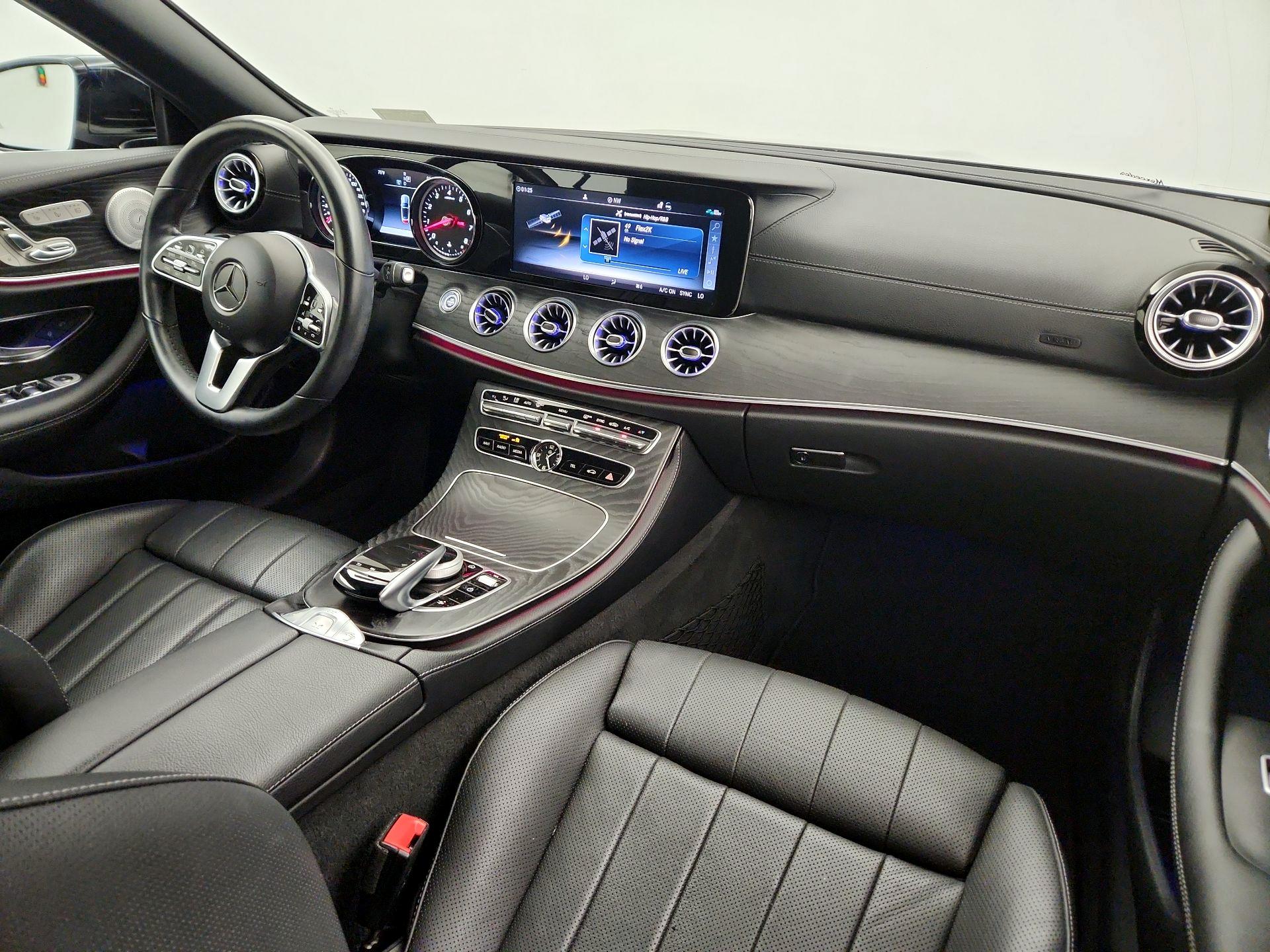 Thumbnail: 2019 Mercedes-Benz E-Class - 9
