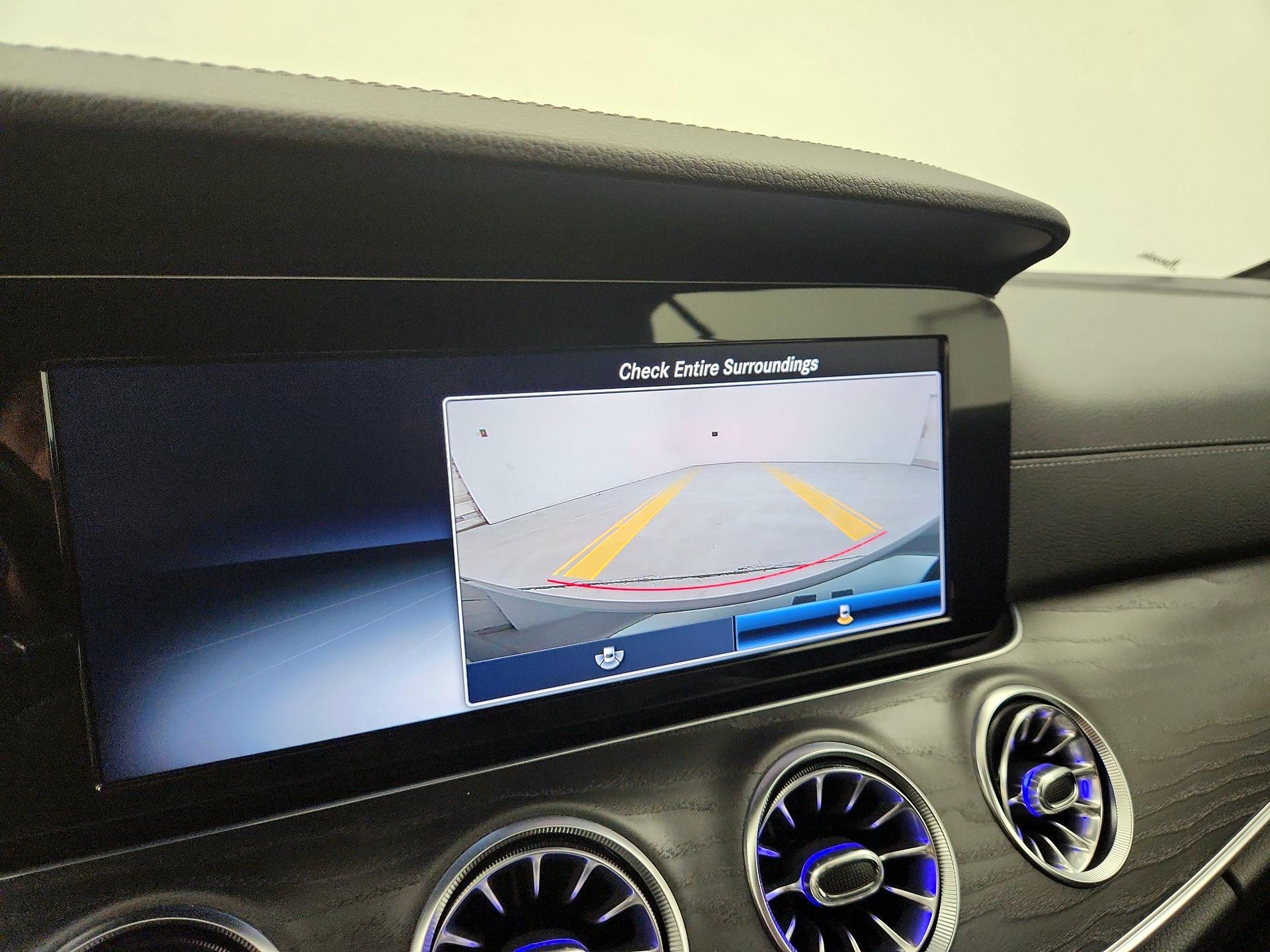 Thumbnail: 2019 Mercedes-Benz E-Class - 15