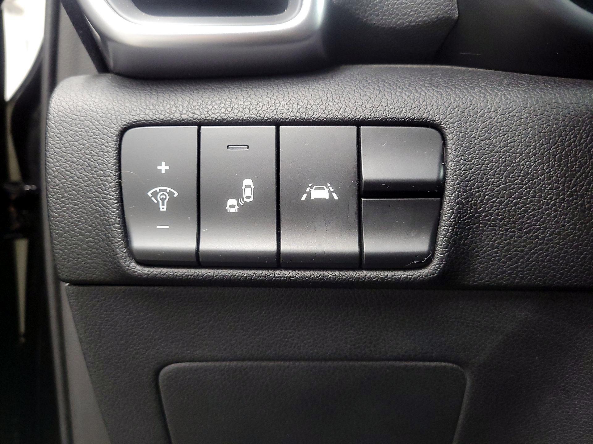 Thumbnail: 2020 Kia Sportage - 13