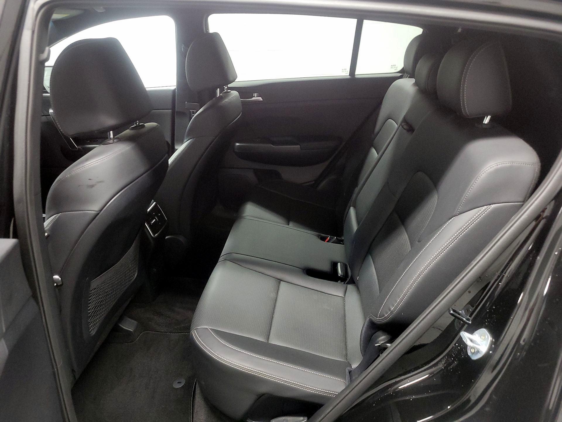 Thumbnail: 2020 Kia Sportage - 19