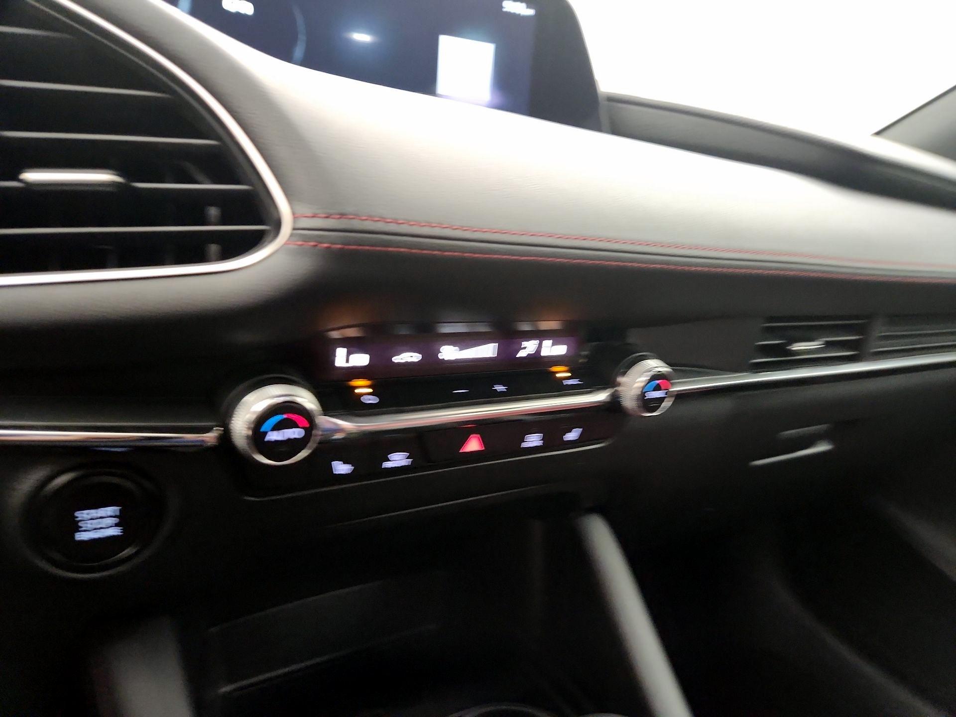 Thumbnail: 2023 Mazda Mazda3 - 16
