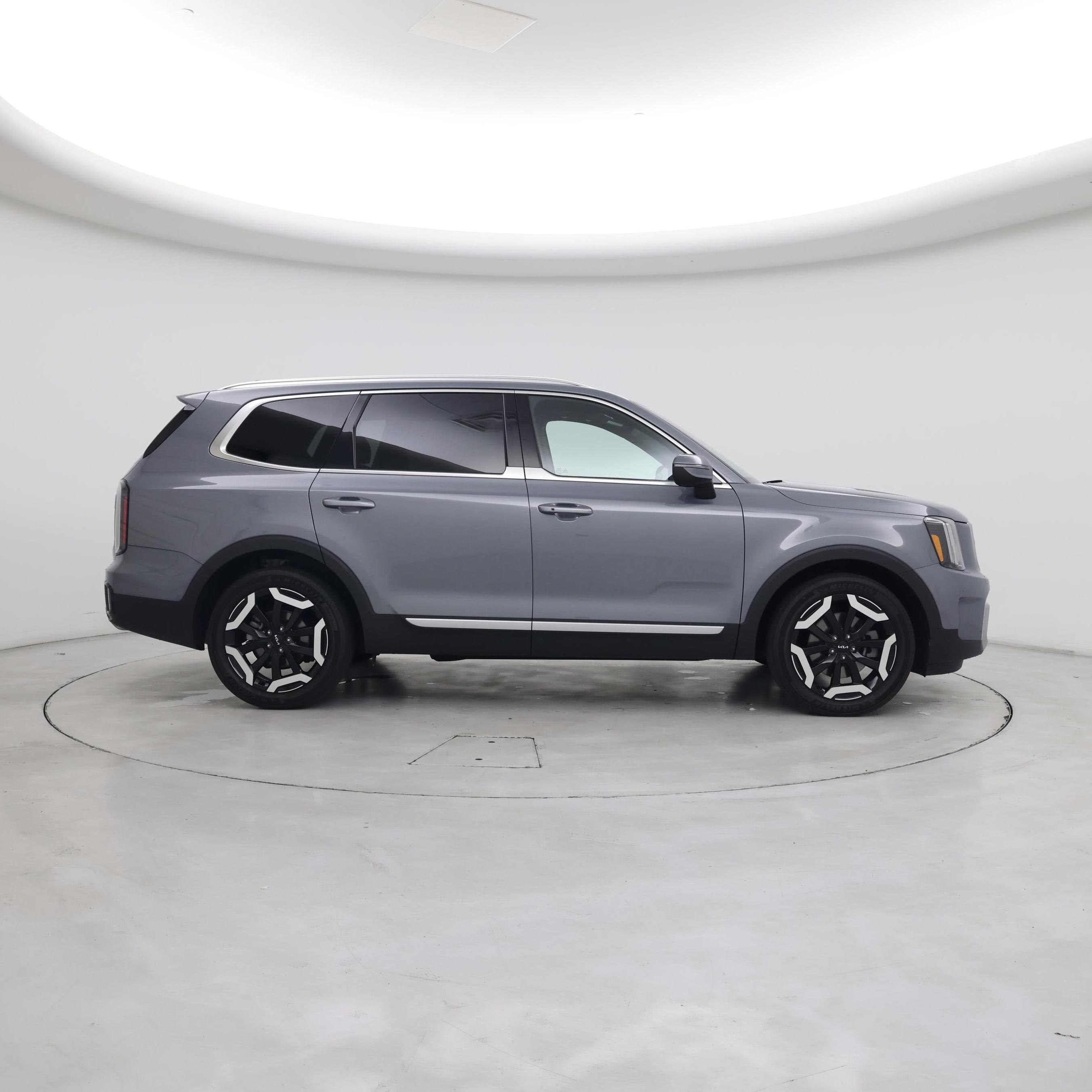 Thumbnail: 2023 Kia Telluride - 7