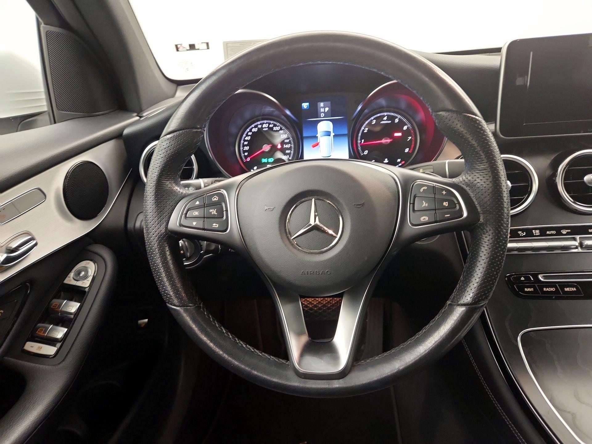 Thumbnail: 2019 Mercedes-Benz GLC - 10