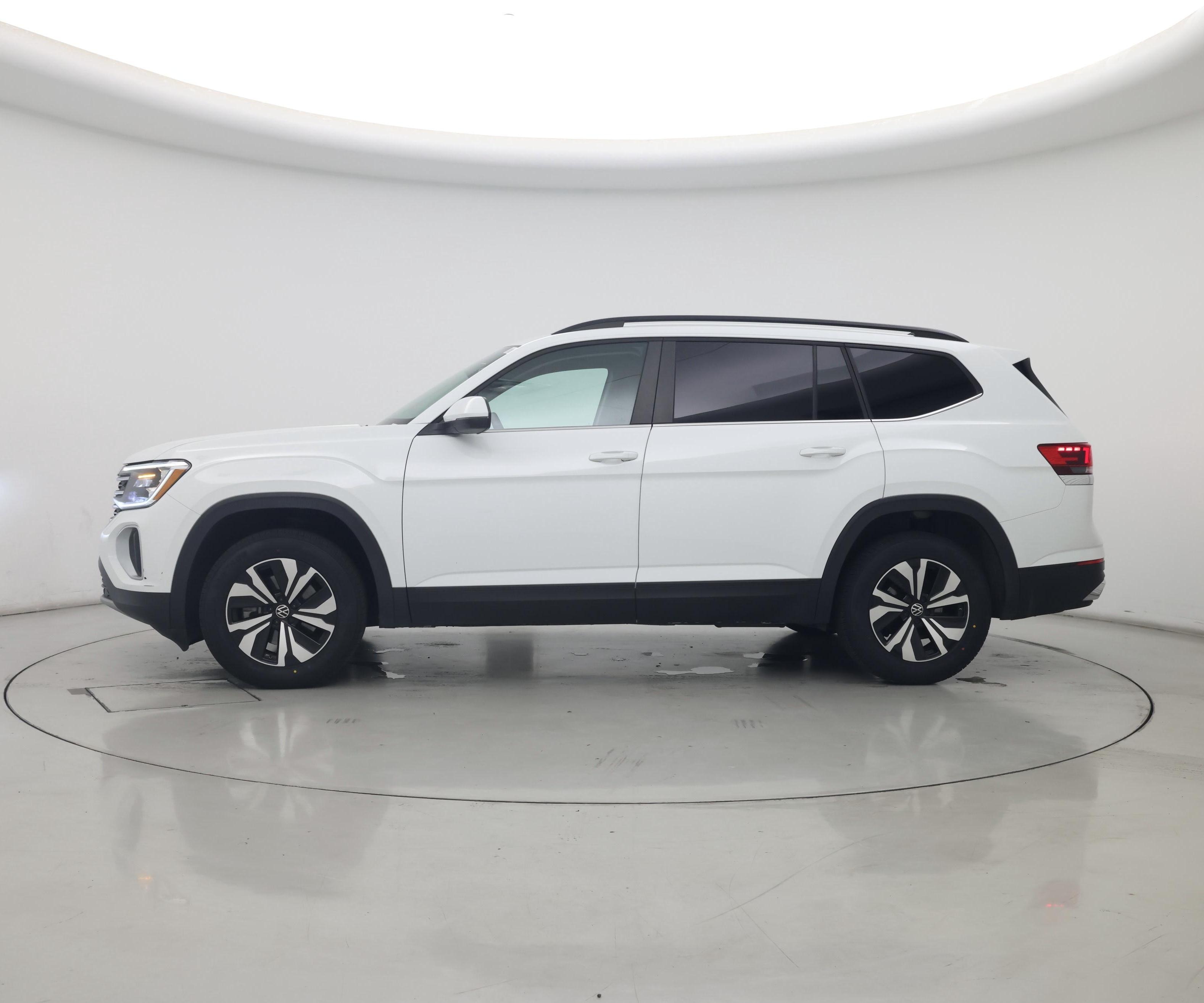 Thumbnail: 2024 Volkswagen Atlas - 3